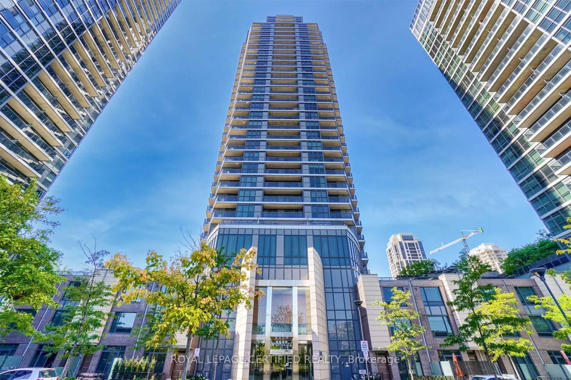 5 Valhalla Inn Road 809, Toronto, ON M9B 0B1, Toronto W08 — photo 1