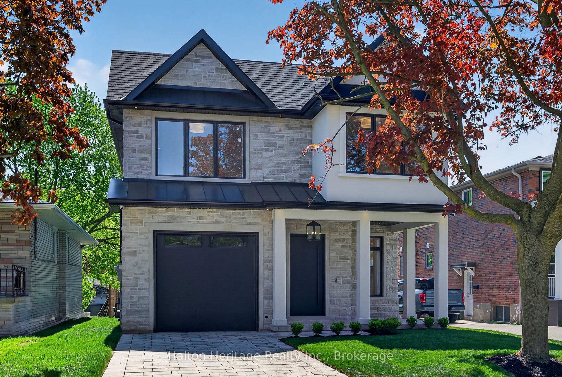 148 Herald Avenue, Oakville, ON L6K 1S2, Oakville — photo 1