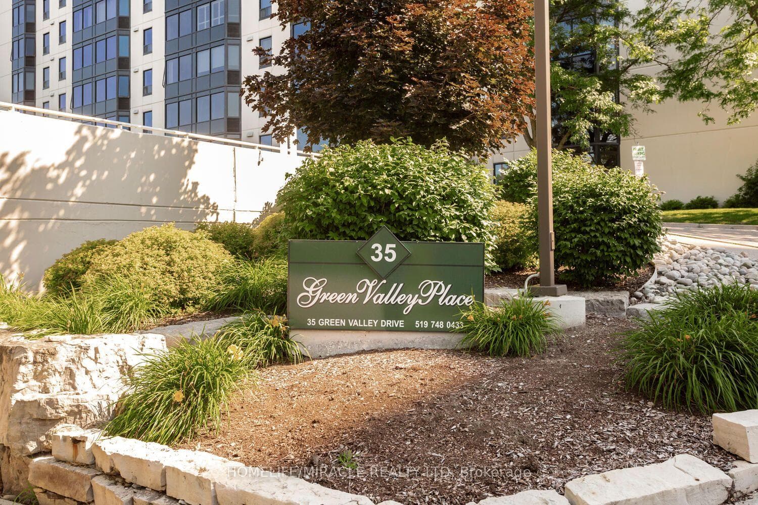 35 Green Valley Drive 1705, Kitchener, ON N2P 2A5, Kitchener — photo 1