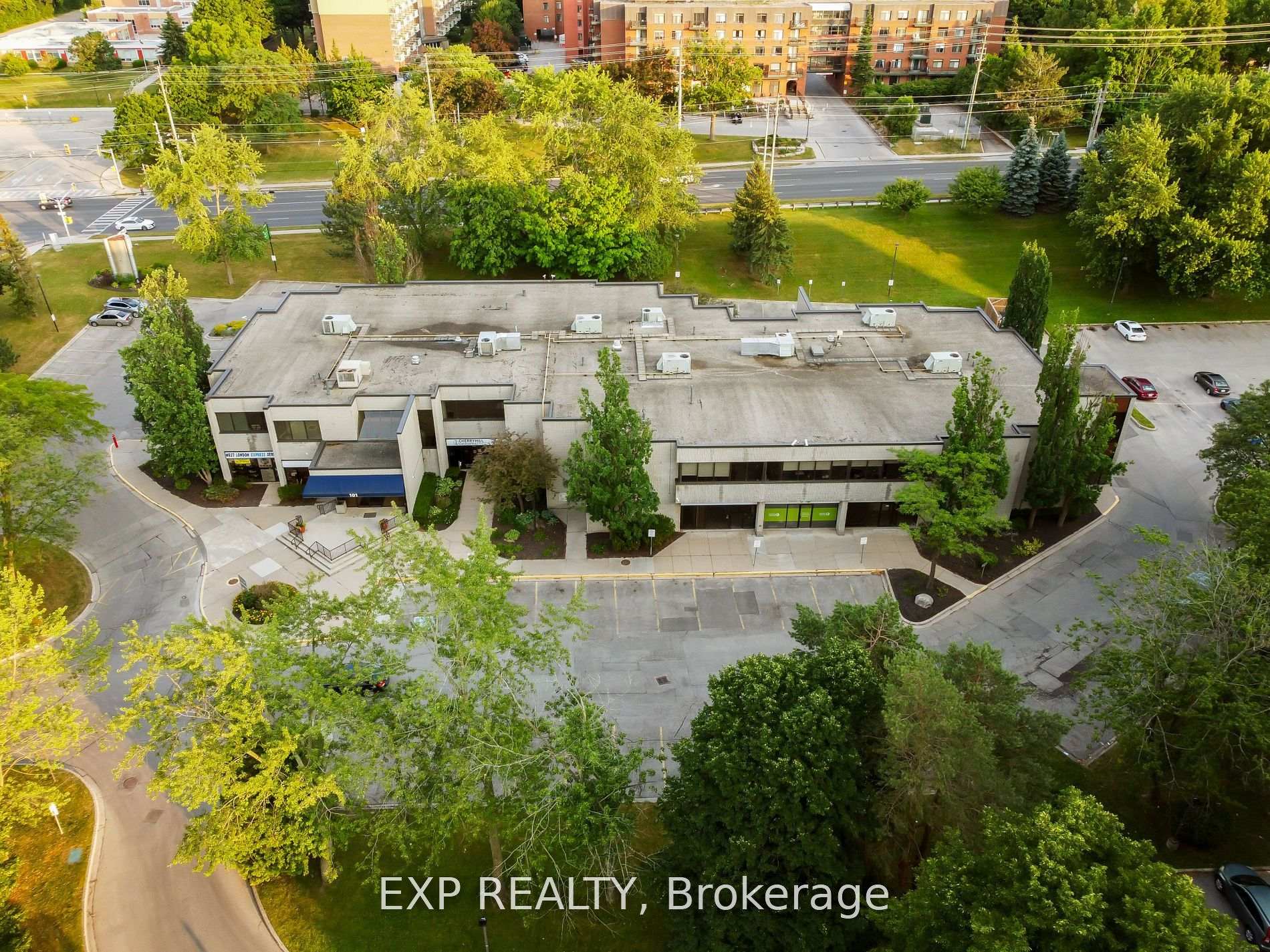 101 CHERRYHILL Boulevard 206, London North, ON N6H 4S4, London North — photo 1