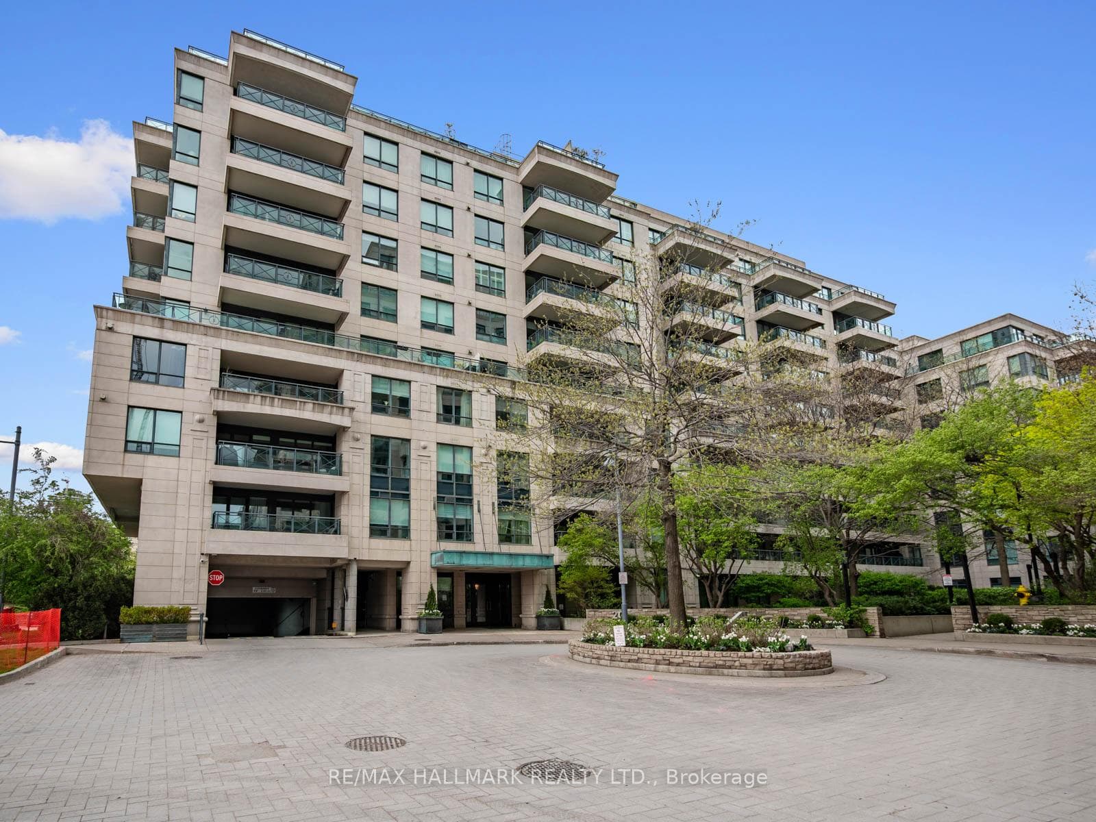 20 Scrivener Square 716, Toronto C09, ON M4W 3X9