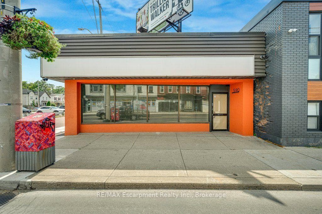 590 Barton Street E, Hamilton, ON L8L 2Z5, Hamilton — photo 1