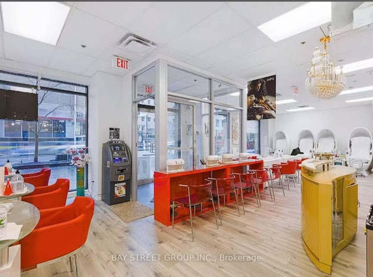 85 Bloor Street E, Toronto, ON M4W 3Y1, Toronto C08 — photo 1