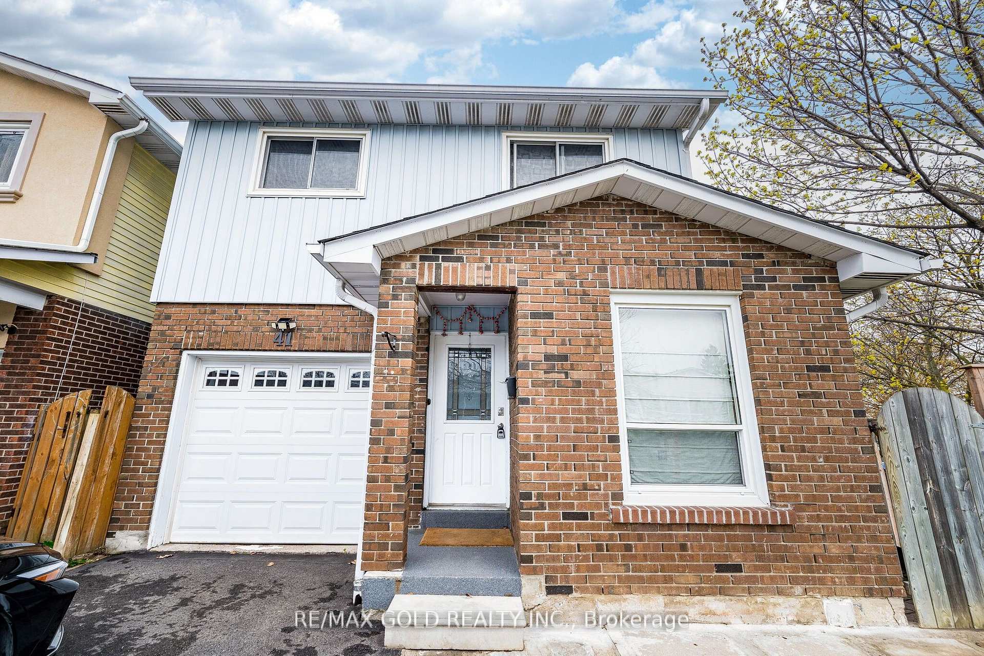 41 Simmons Boulevard, Brampton, ON L6V 3W5, Brampton — photo 1