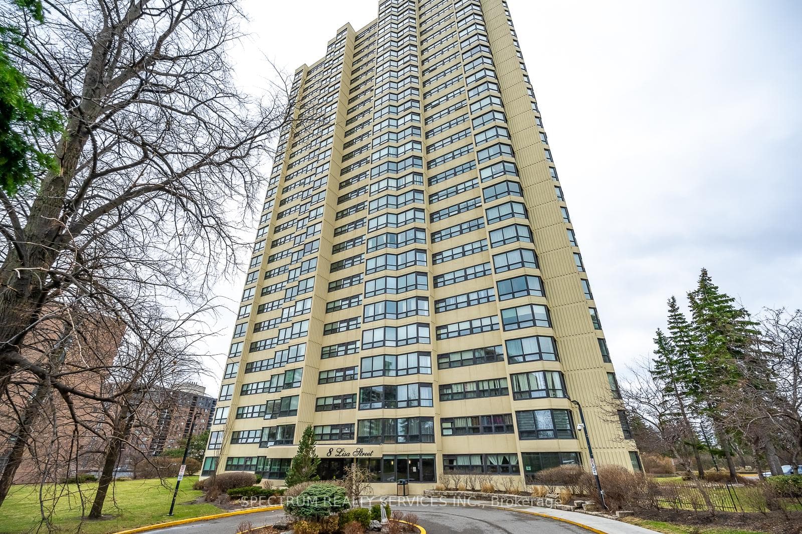 8 Lisa Street 2104, Brampton, ON L6T 4S6, Brampton — photo 1