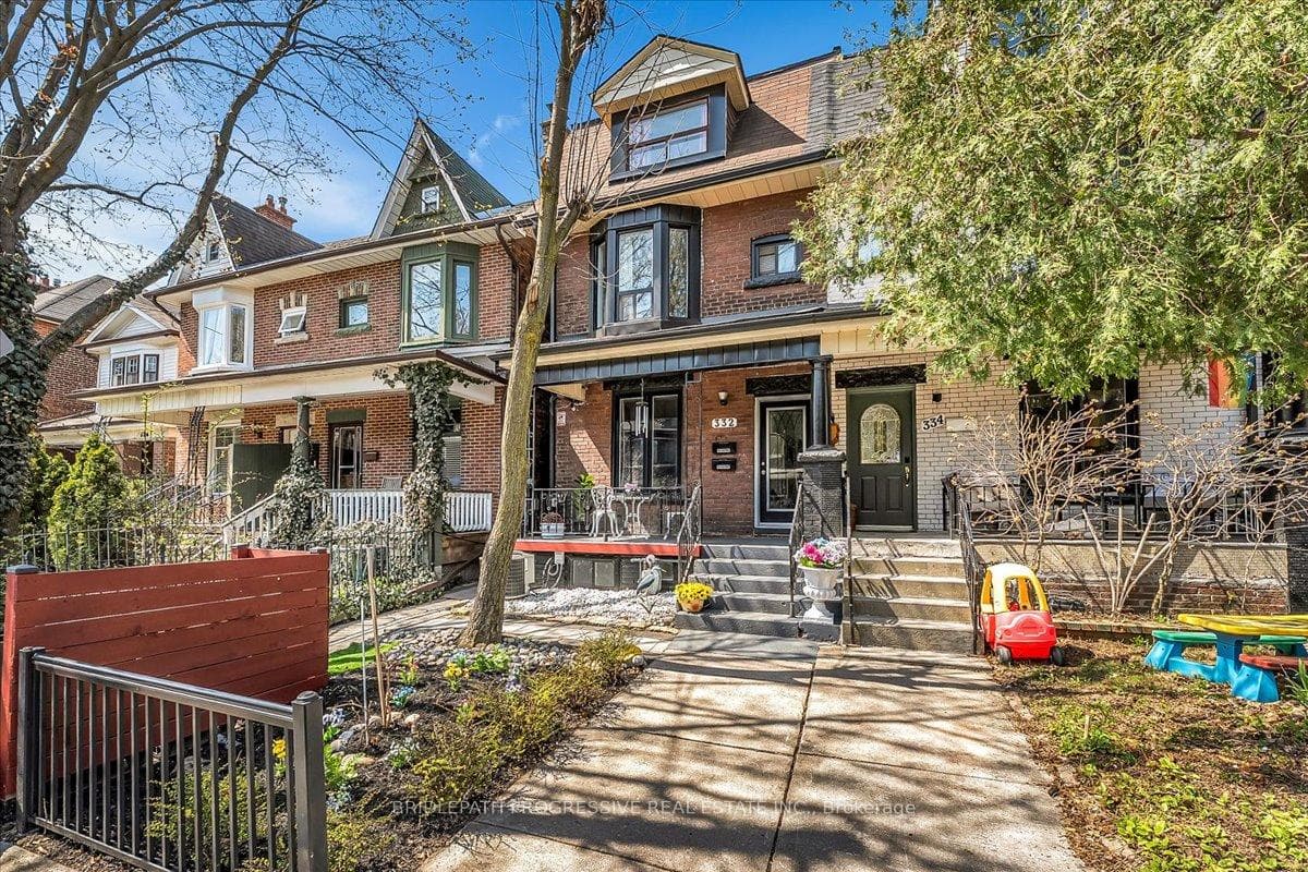 127 Glenvale Boulevard, Toronto, ON M4G 2W1, Toronto C11 — photo 1