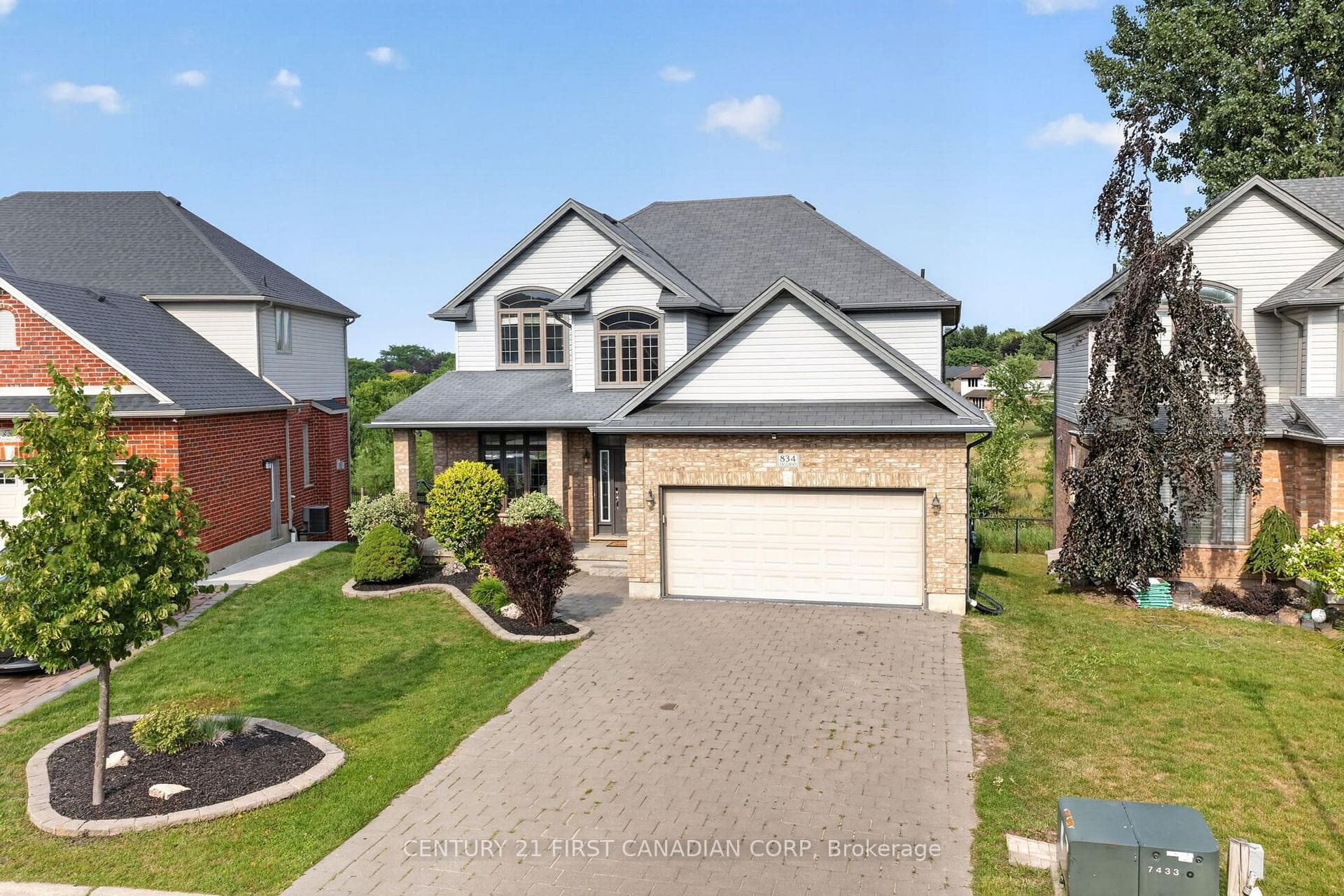 834 Talisman Crescent, London South, ON N6K 0B6, London South — photo 1