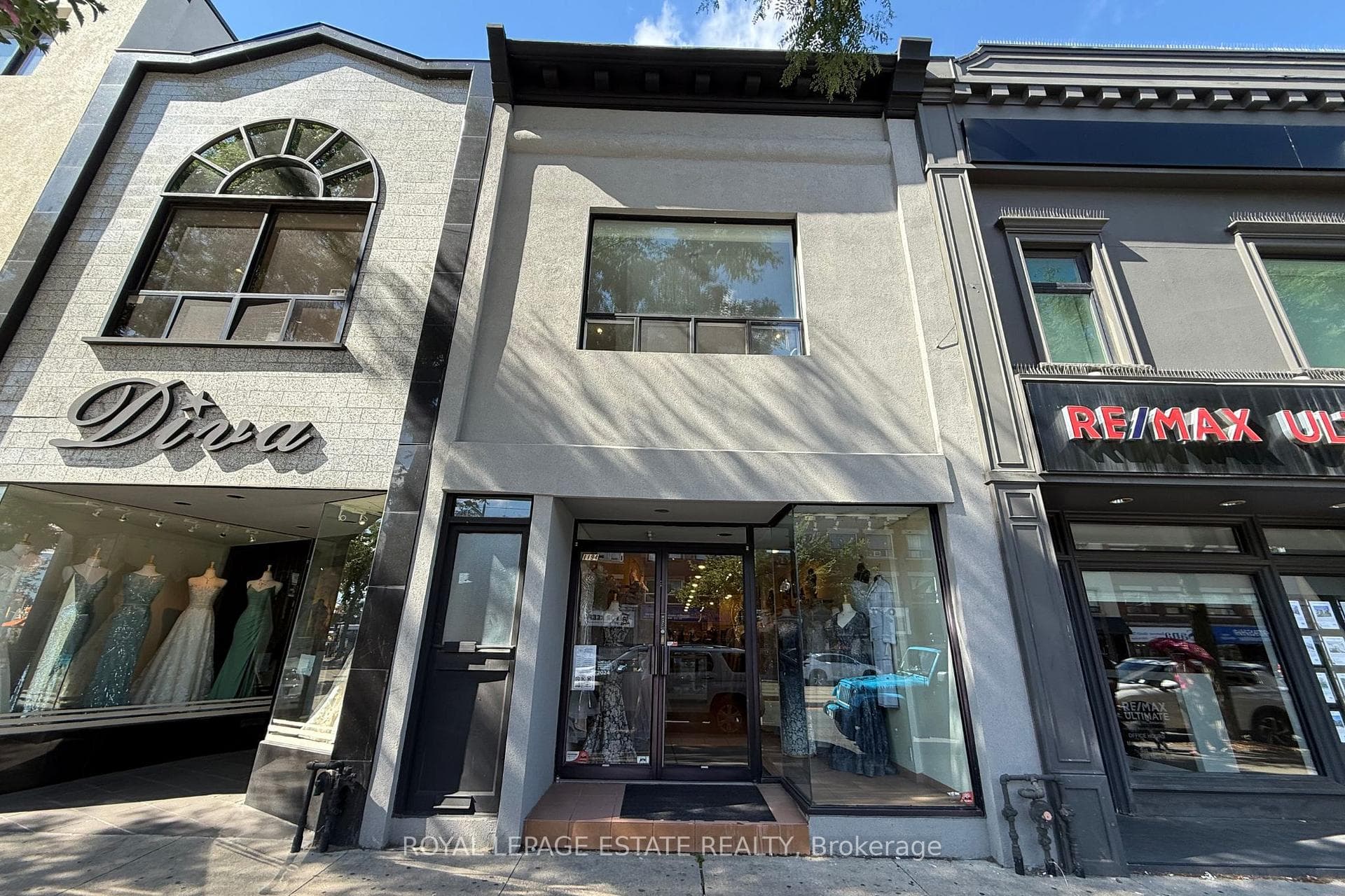 1194 St Clair Avenue W, Toronto, ON M6E 1B4, Toronto W03 — photo 1