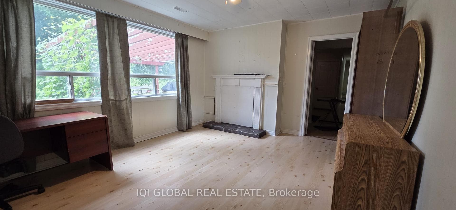2608 Islington Avenue Basement, Toronto, ON M9V 2X3, Toronto W10 — photo 1