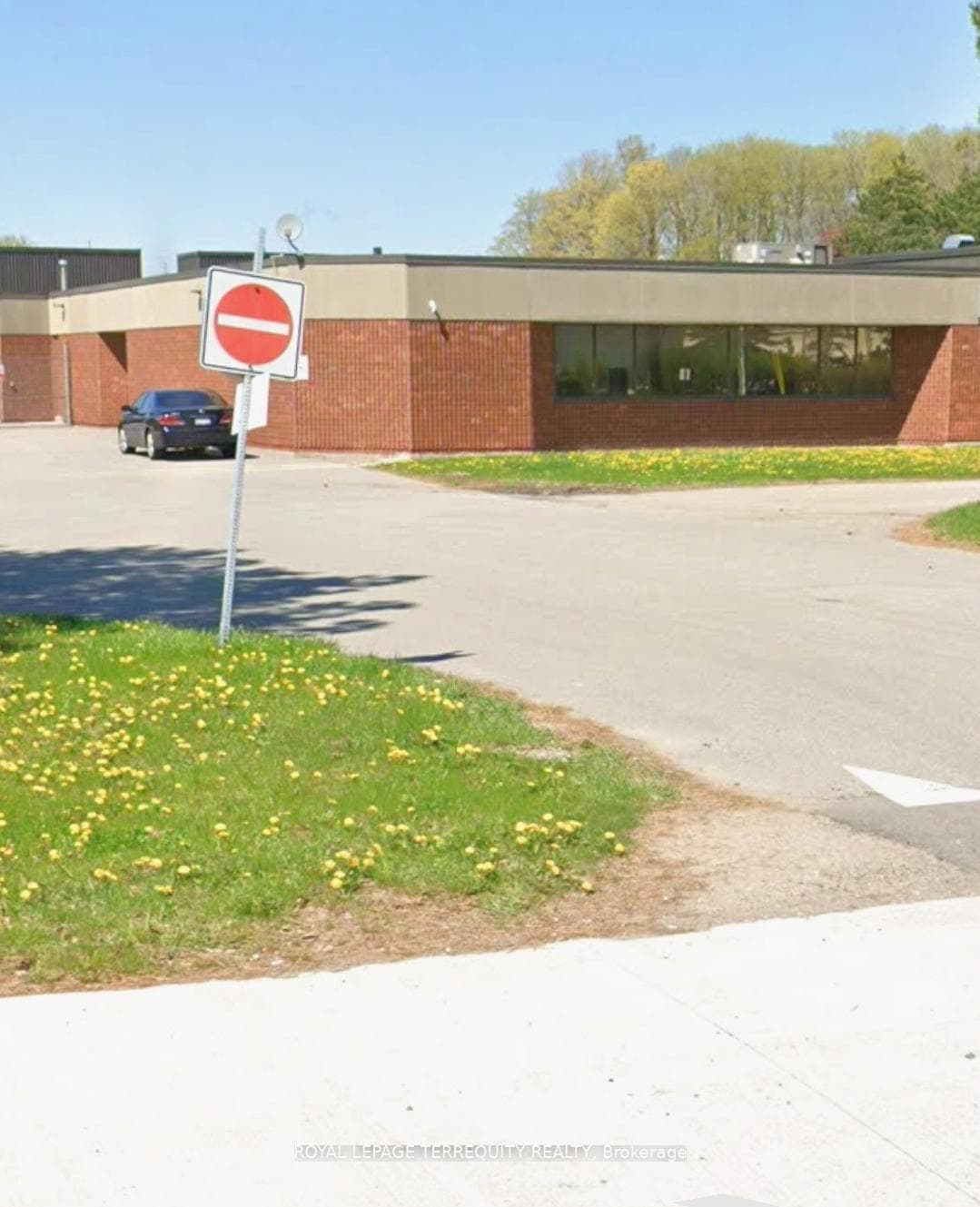 400 Esna Park Drive 20, Markham, ON L3R 3K2, Markham — photo 1