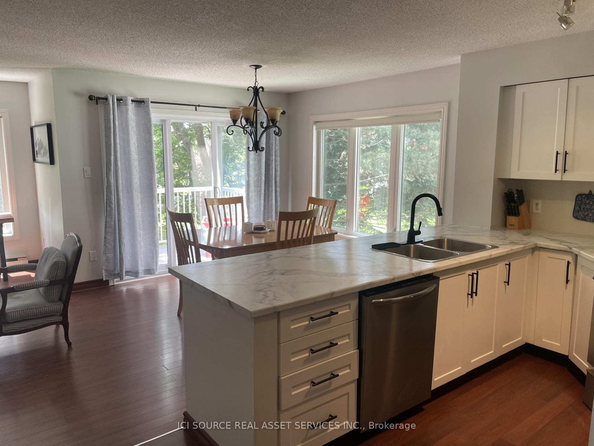 18 Ramblings Way 97, Collingwood, ON L9Y 5C6, Collingwood — photo 1