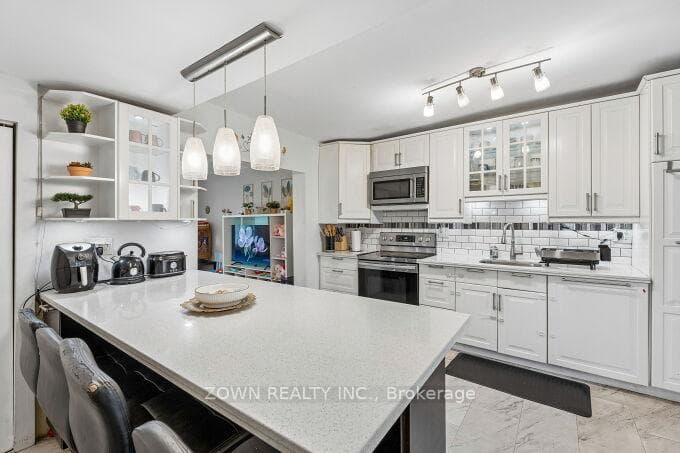 6 Albany Avenue, Hamilton, ON L8H 2H2, Hamilton — photo 1