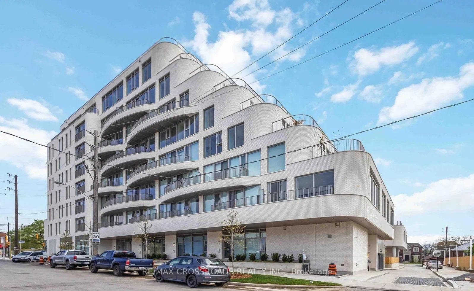 689 The Queensway Drive 516, Toronto, ON M8Y 1L1, Toronto W07 — photo 1