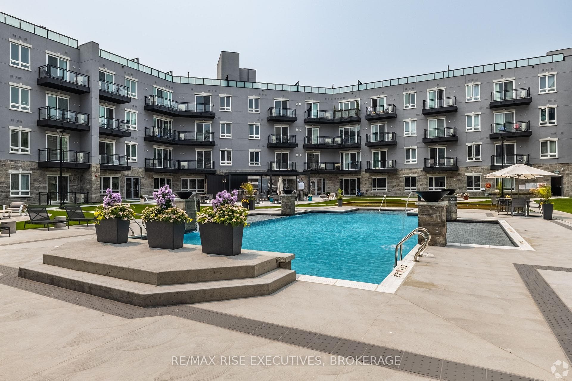 2274 Princess Street 315, Kingston, ON K7M 3G4, Kingston — photo 1