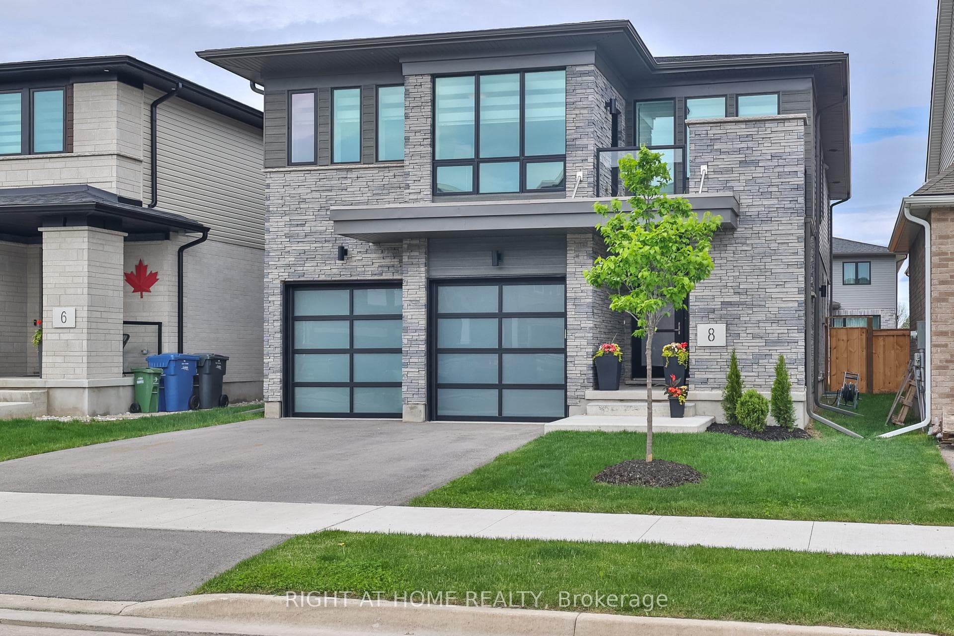 8 Ryder Avenue, Guelph, ON N1G 0H3, Guelph — photo 1