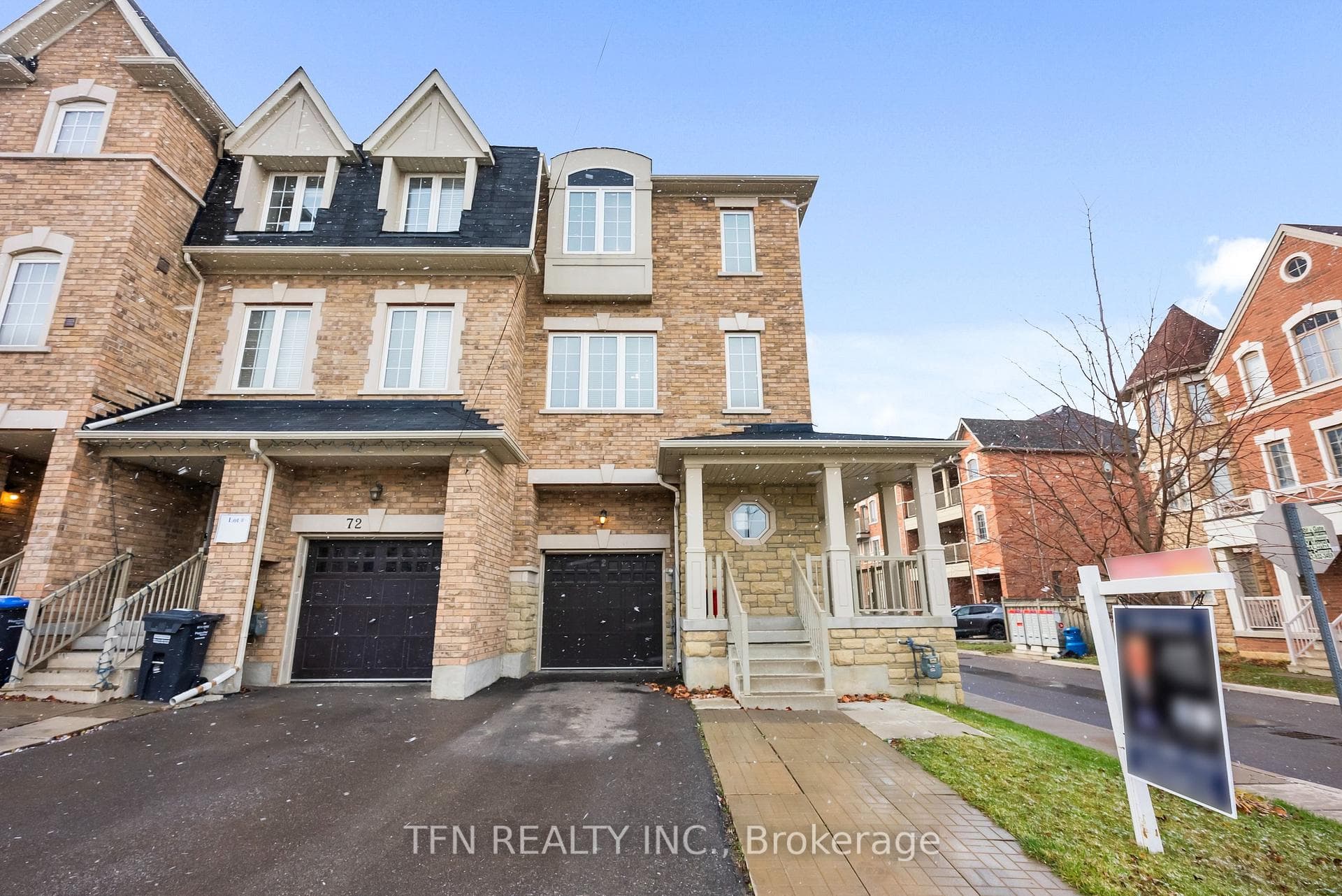 2 Shiff Crescent, Brampton, ON L6Z 0B4, Brampton — photo 1