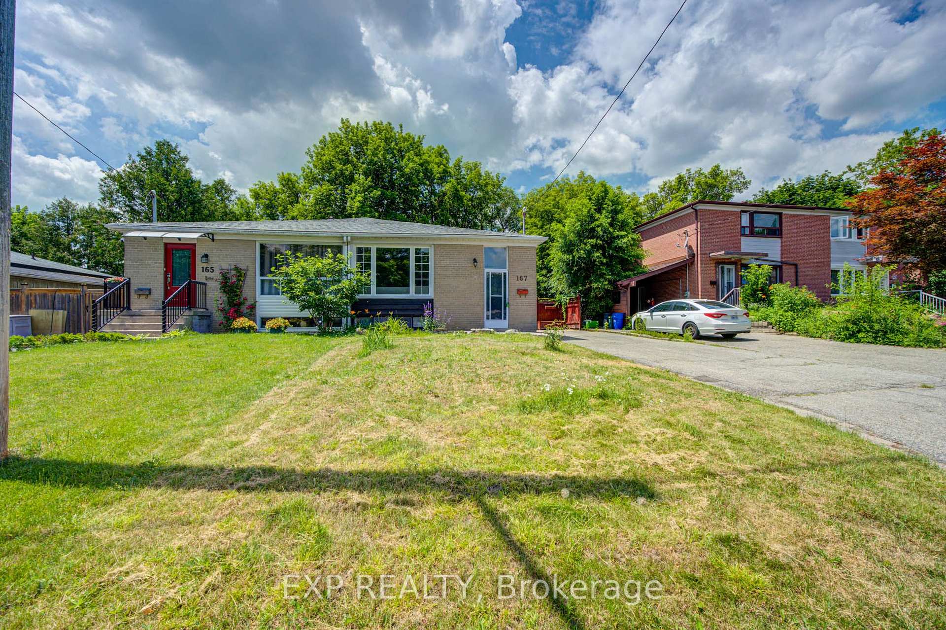 167 Taylor Mills Drive N, Richmond Hill, ON L4C 2T5