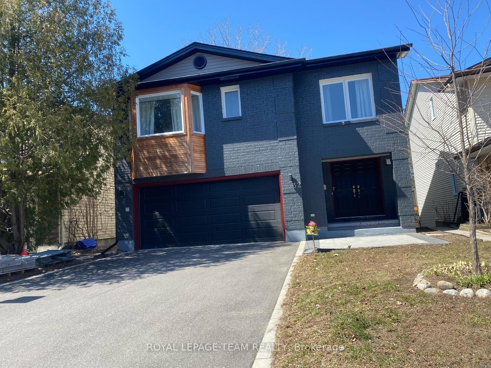 32 Hackett Street B, Hunt Club - Windsor Park Village and Area, ON K1V 0P7, Hunt Club - Windsor Park Village and Area — photo 1