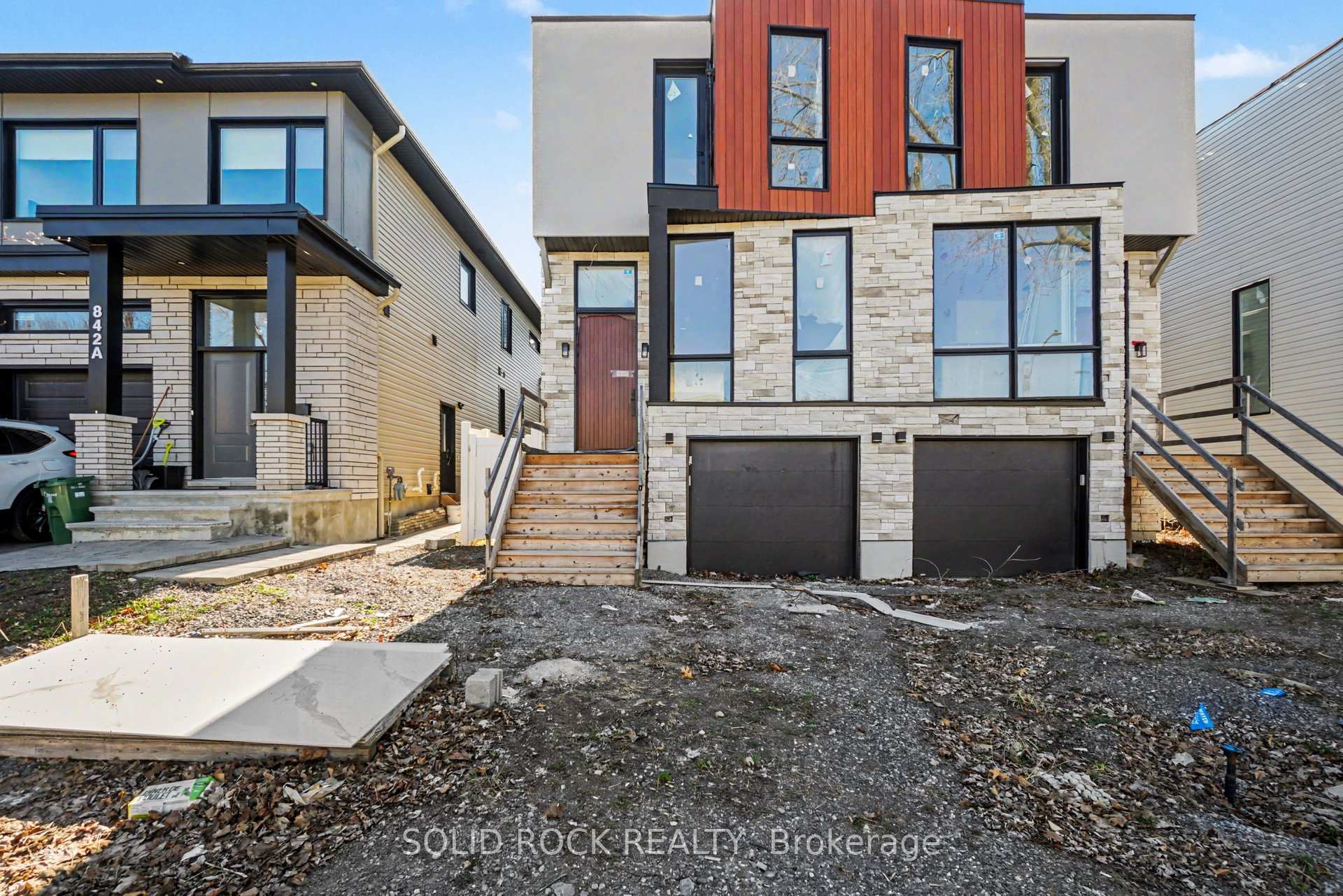 840 Alpine Avenue, Britannia Heights - Queensway Terrace N and Area, ON K2B 5R6, Britannia Heights - Queensway Terrace N and Area — photo 1
