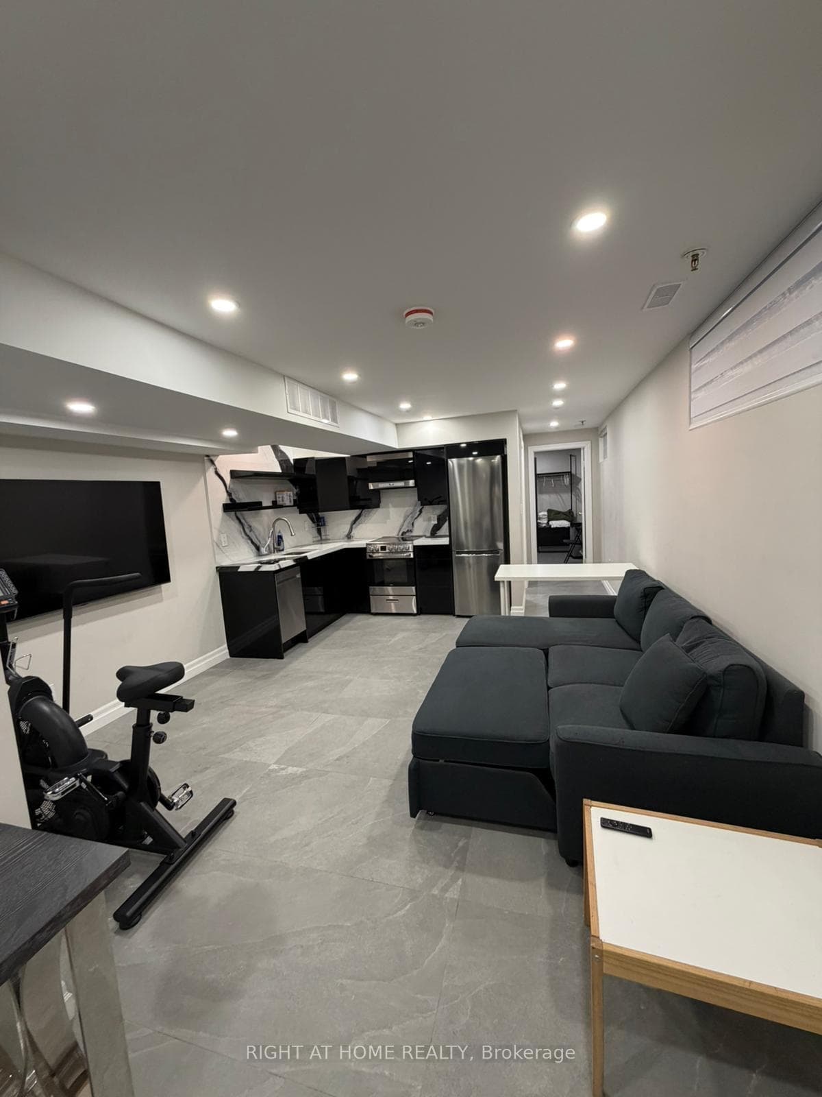 18 Wroxeter Avenue Lower, Toronto, ON M4K 1J6, Toronto E01 — photo 1