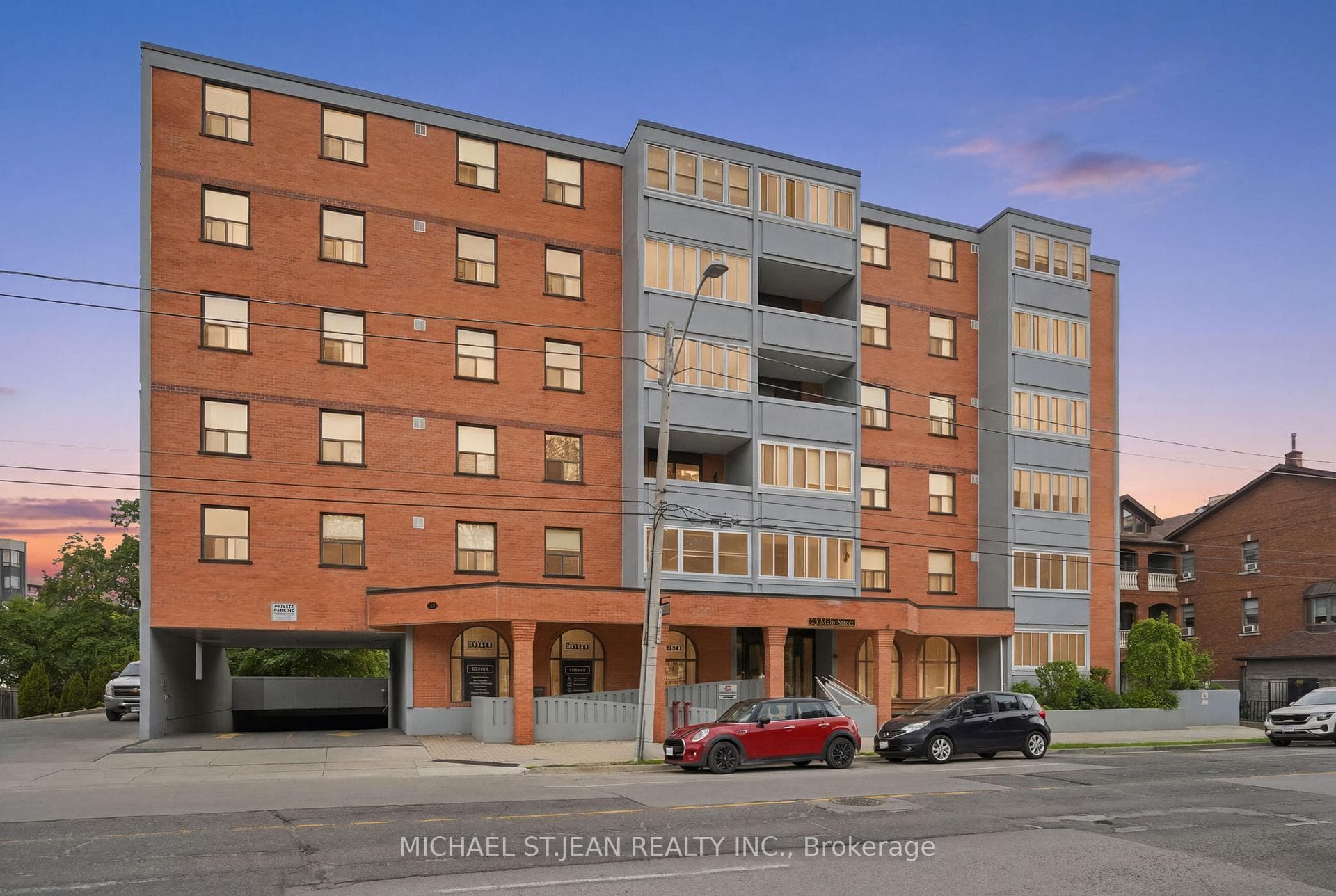 23 Main Street 404, Hamilton, ON L9H 2P7, Hamilton — photo 1