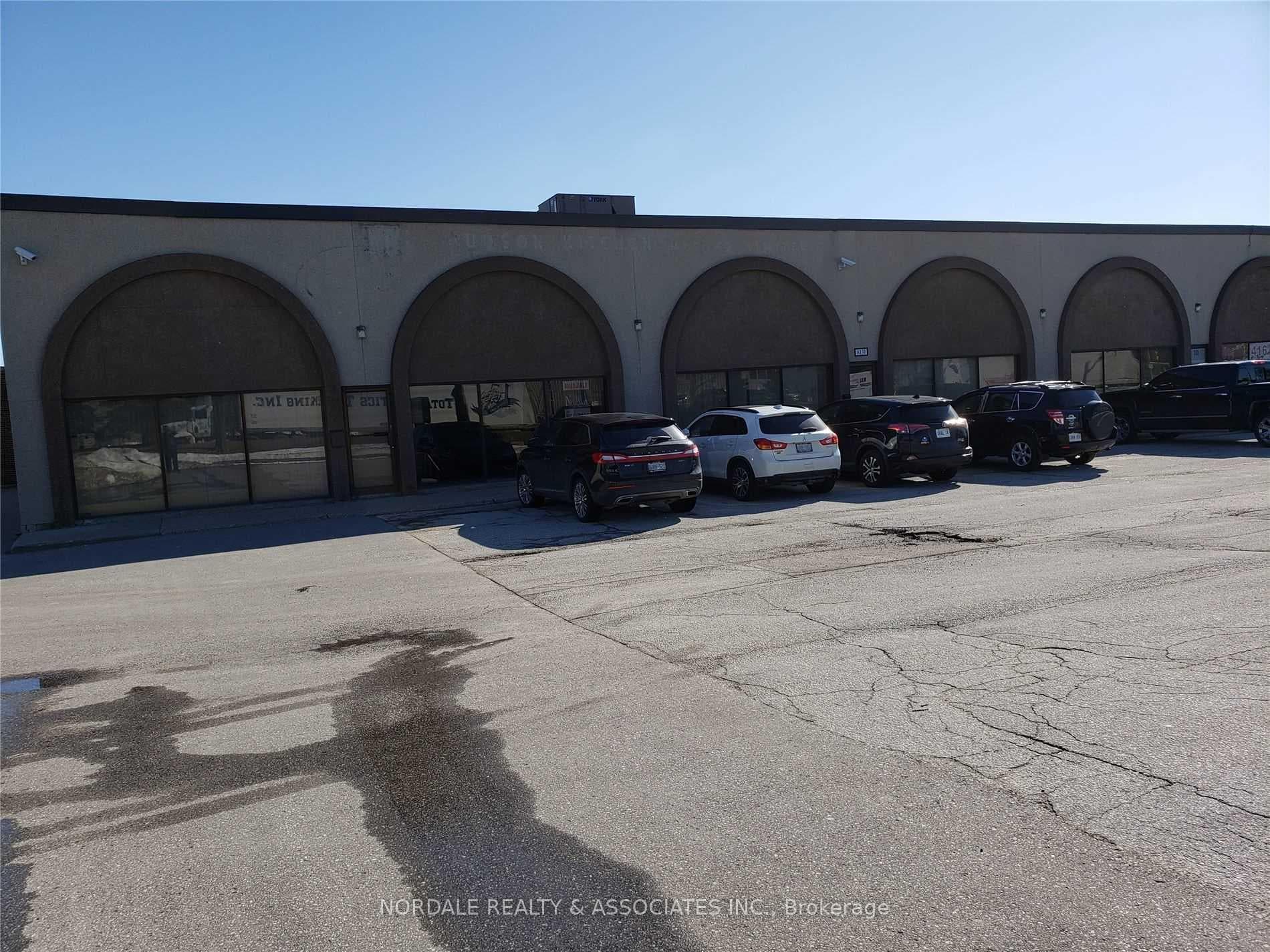 8131 Keele Street 7, Vaughan, ON L4K 1Z2, Vaughan — photo 1