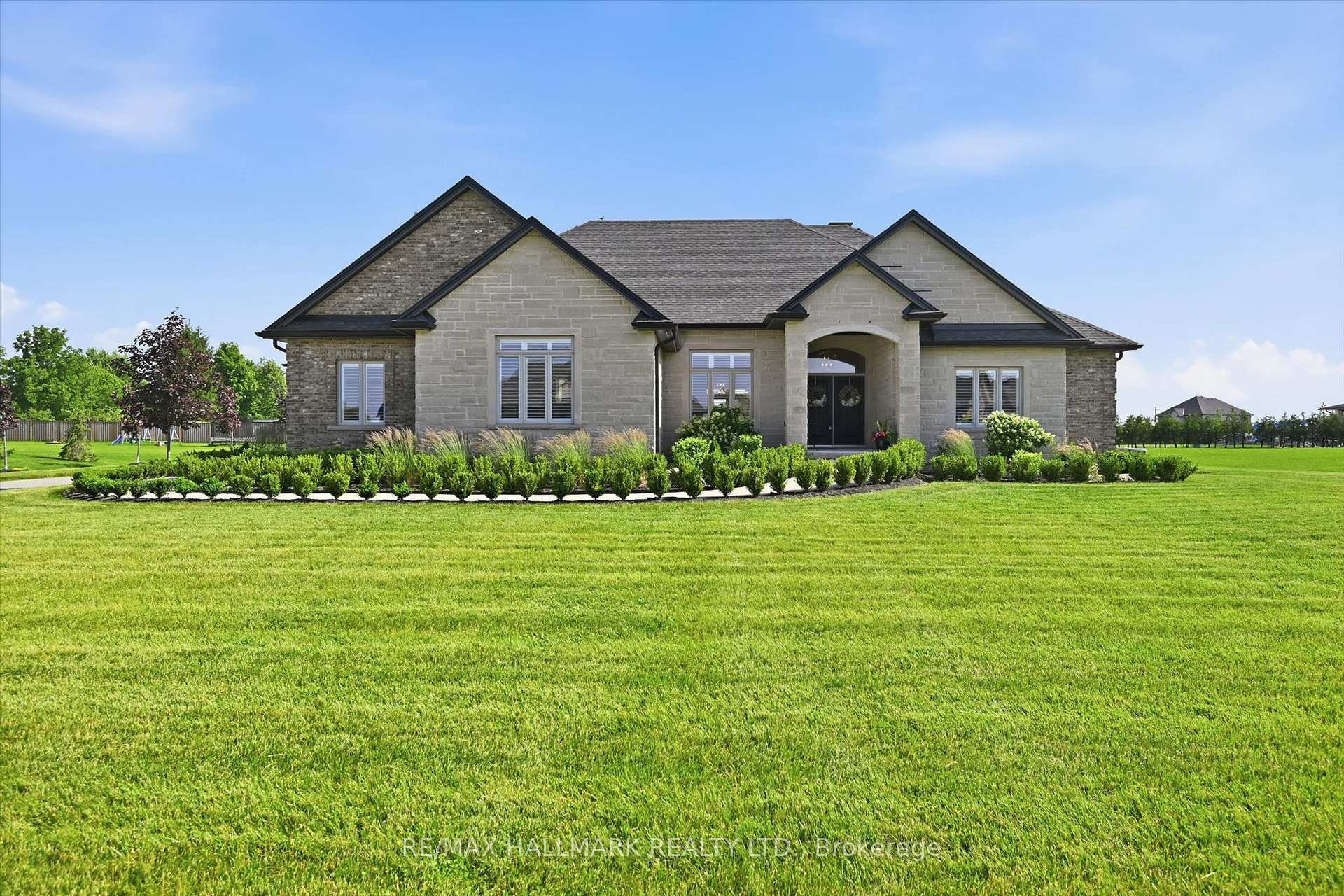 18 Kramer Court, Haldimand, ON N0A 1R0, Haldimand — photo 1