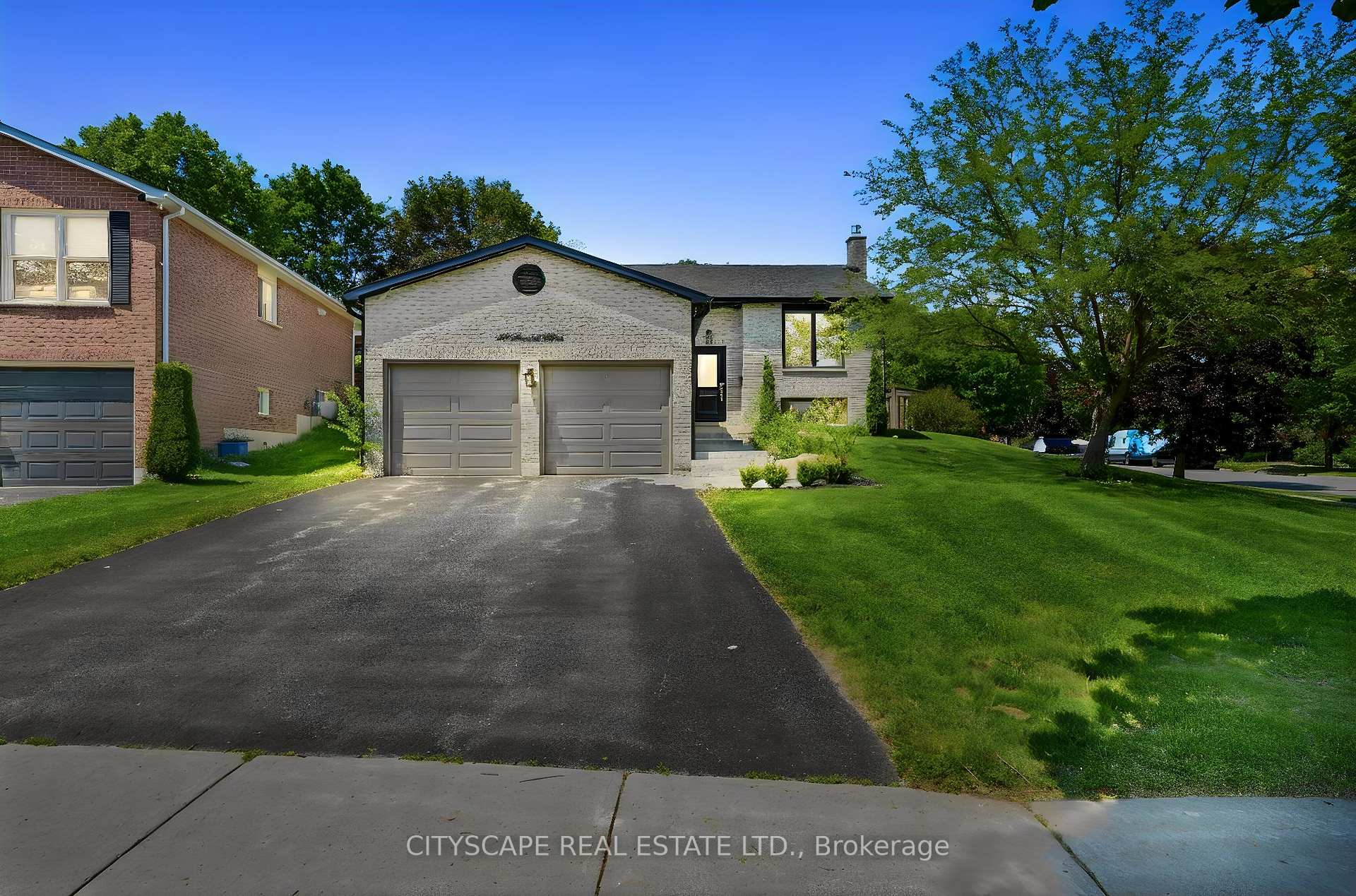 44 Stonehill Boulevard, East Gwillimbury, ON L9N 1E3, East Gwillimbury — photo 1
