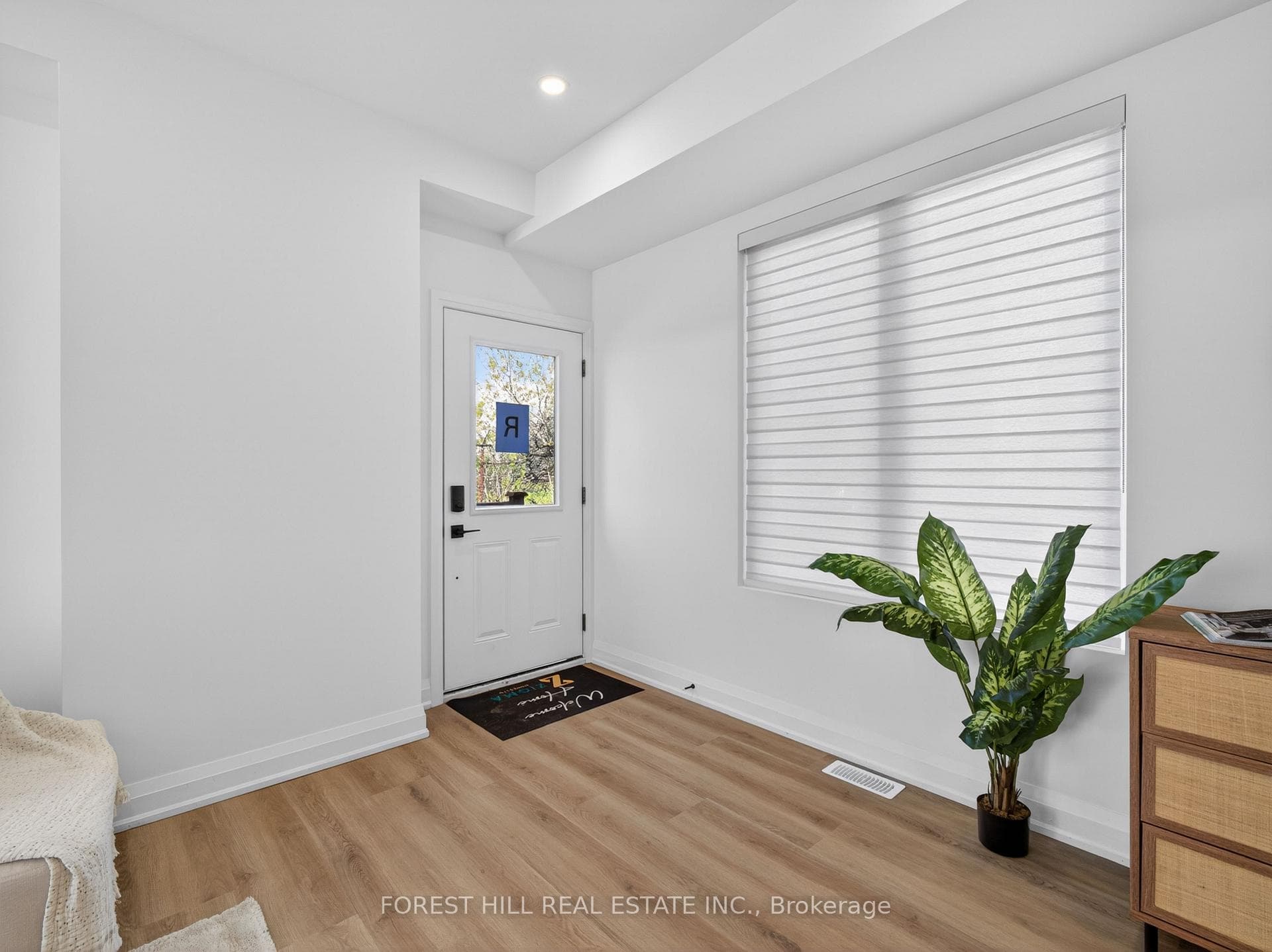 4 Southwell Drive R - GARDEN, Toronto, ON M3B 2N7, Toronto C13 — photo 1