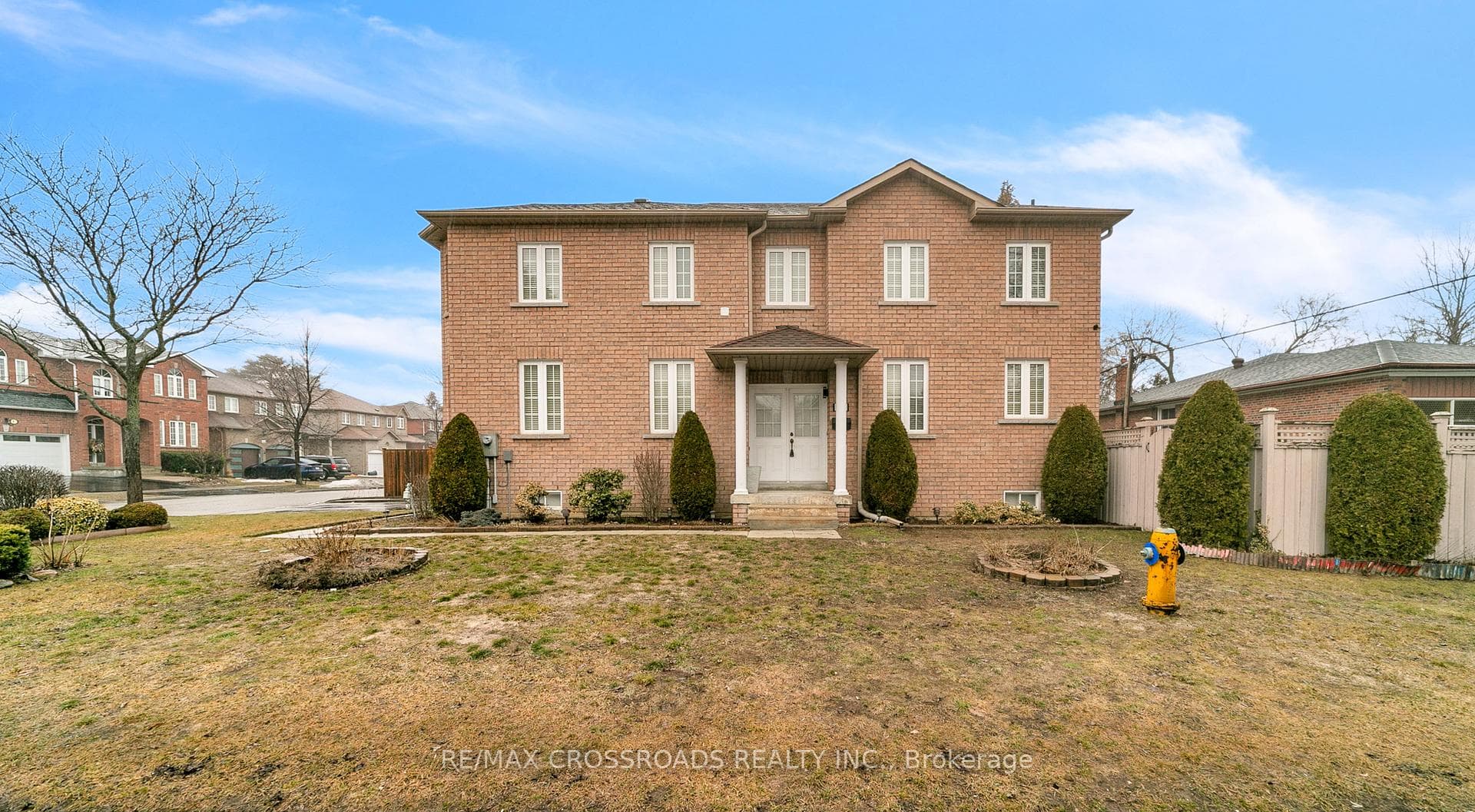 106 Craggview Drive, Toronto, ON M1E 2L8, Toronto E10 — photo 1