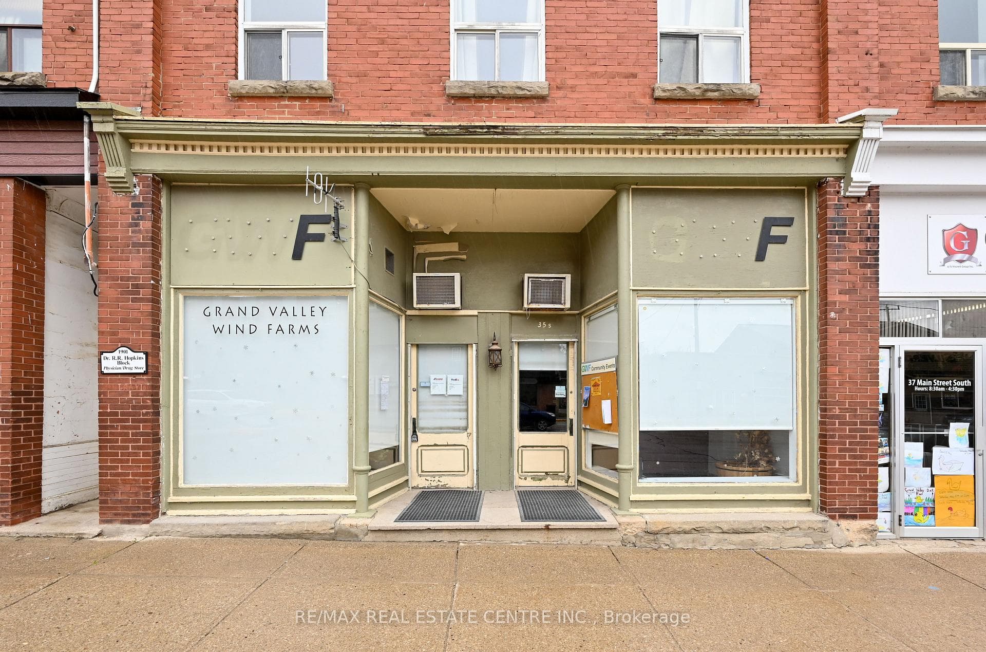 35 Main Street, East Luther Grand Valley, ON L9W 5S8, East Luther Grand Valley — photo 1