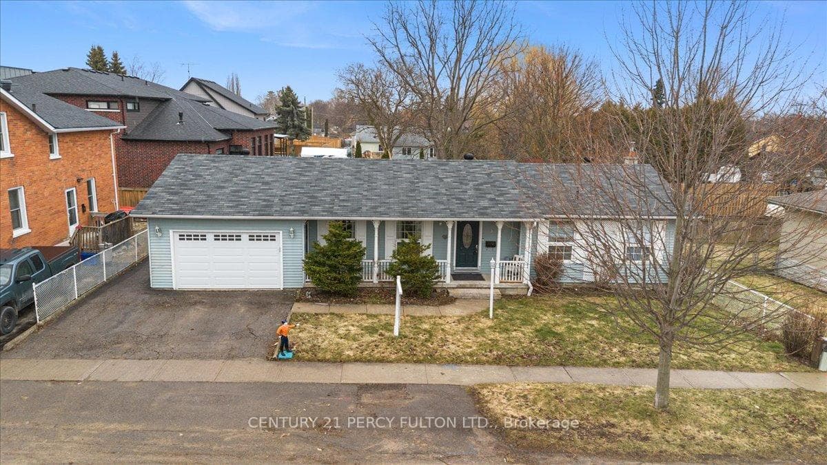5 Durham Street, Clarington, ON L1C 1H4, Clarington — photo 1
