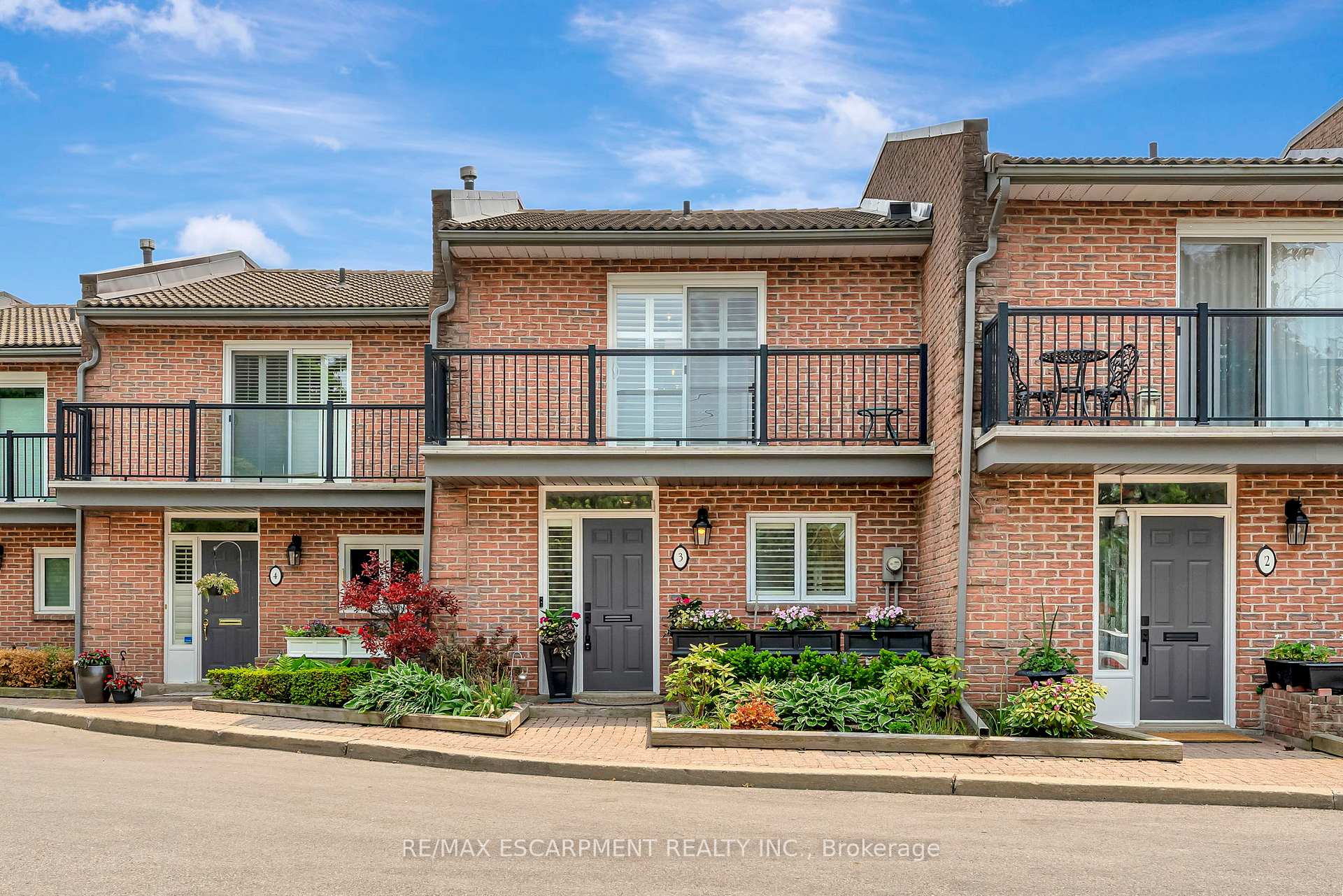 2136 Old Lakeshore Road 3, Burlington, ON L7R 1A3, Burlington — photo 1