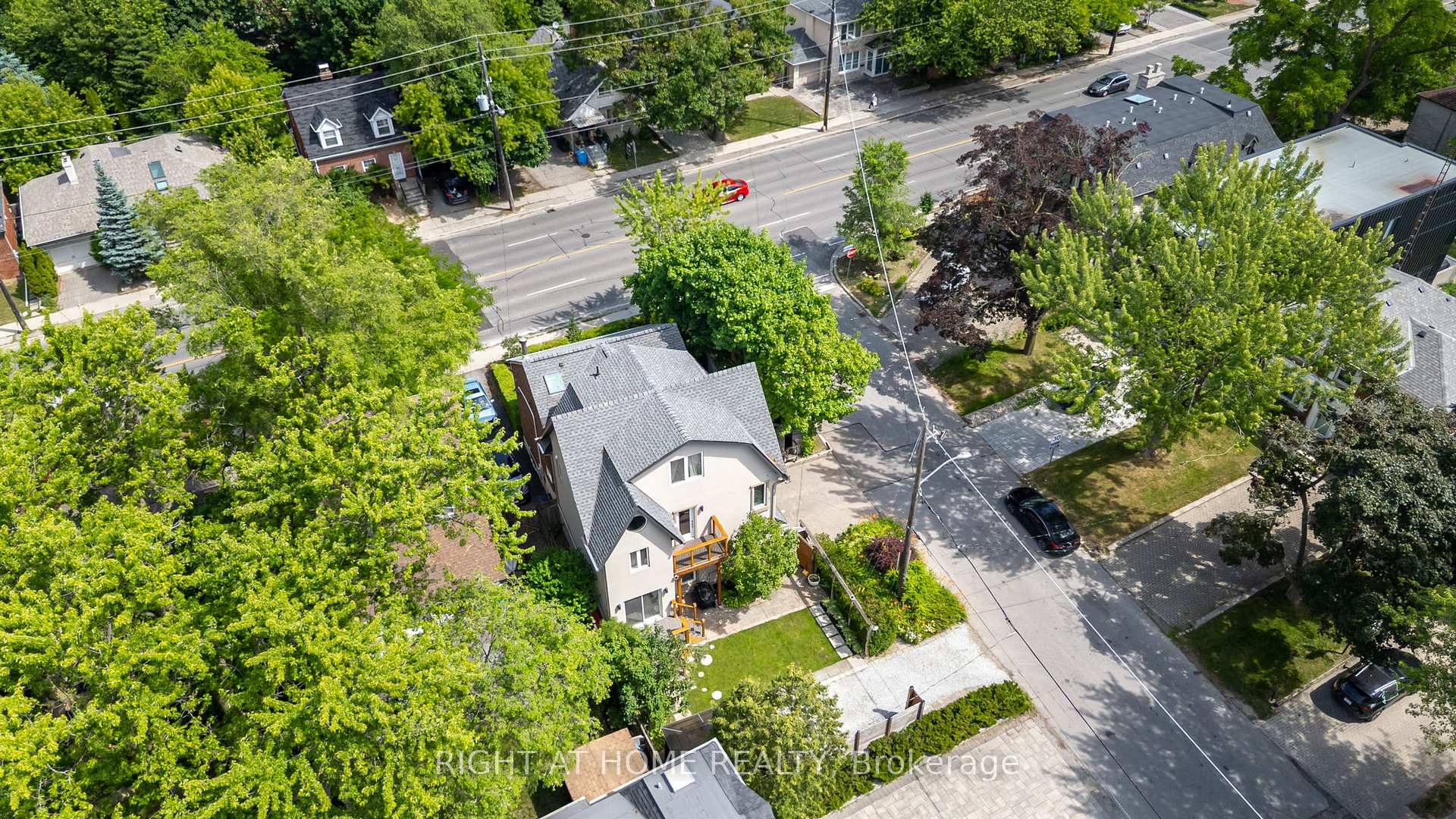107 Otter Crescent, Toronto, ON M5N 2W9, Toronto C04 — photo 1
