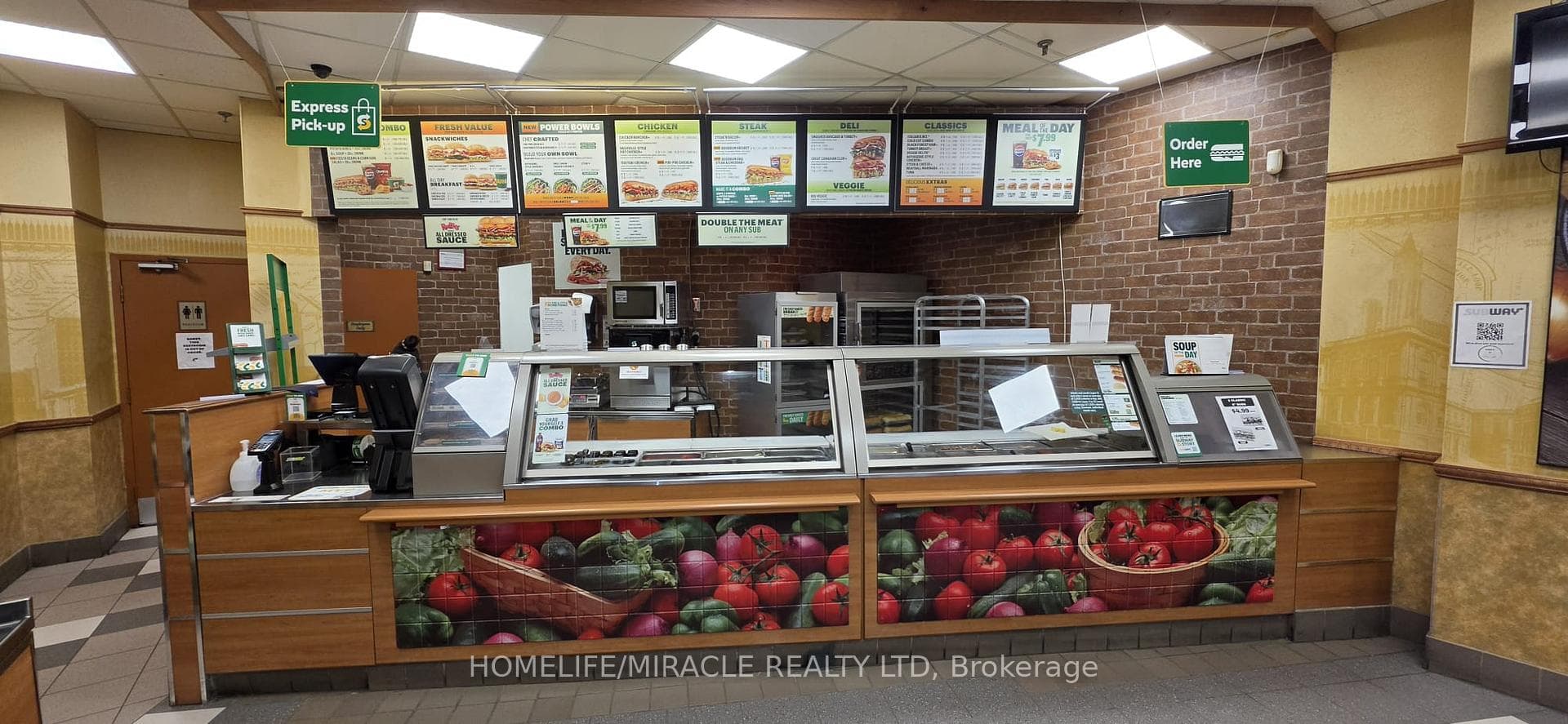 132 Front Street E, Toronto, ON M5A 1E2, Toronto C08 — photo 1