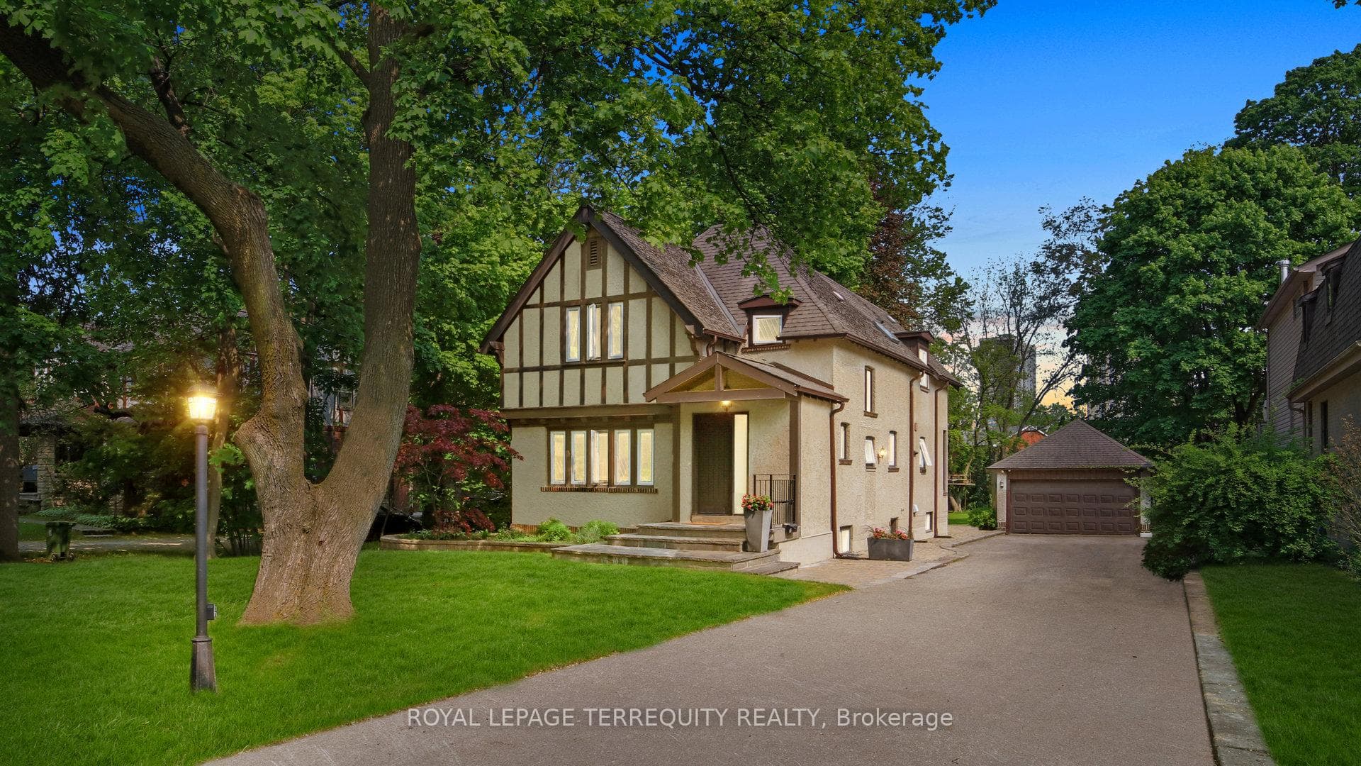 65 Burnhamthorpe Crescent, Toronto, ON M9A 1G6, Toronto W08 — photo 1