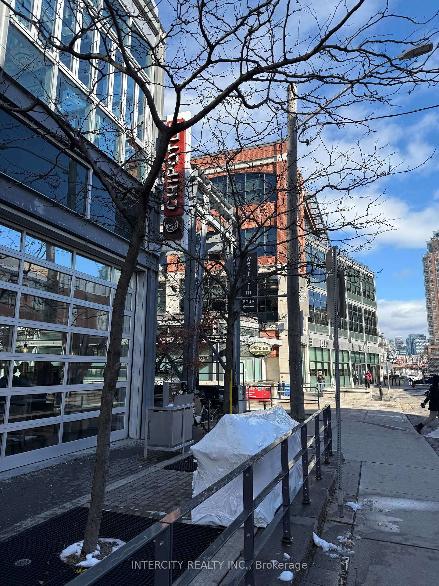 109 Atlantic Avenue 201, Toronto, ON M6K 1X4, Toronto C01 — photo 1