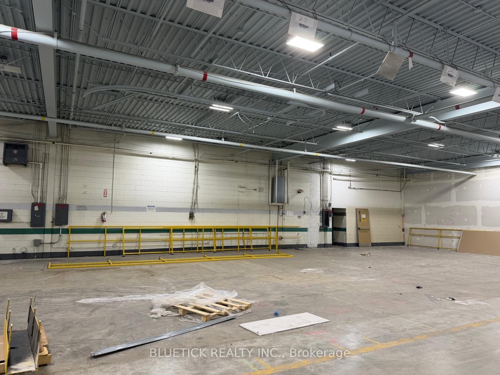 44 Rolark Drive 1A, Toronto, ON M1R 4G2, Toronto E04 — photo 1