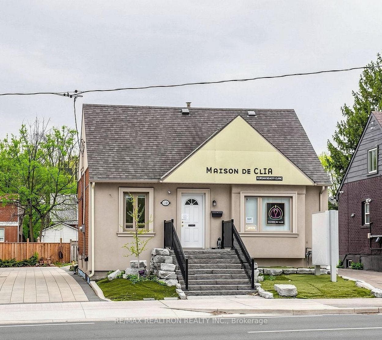 99 Sheppard Avenue E, Toronto, ON M2N 3A3, Toronto C14 — photo 1