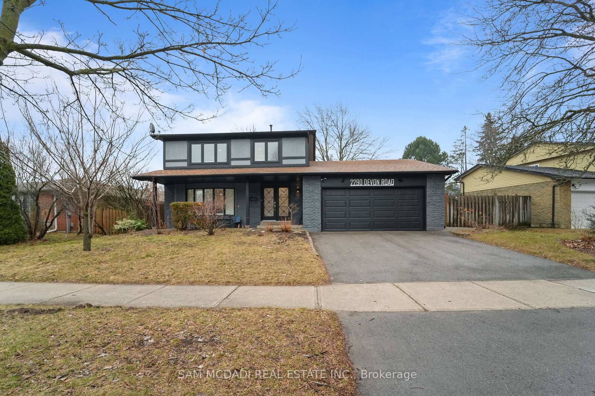 2290 Devon Road, Oakville, ON L6J 5R4, Oakville — photo 1