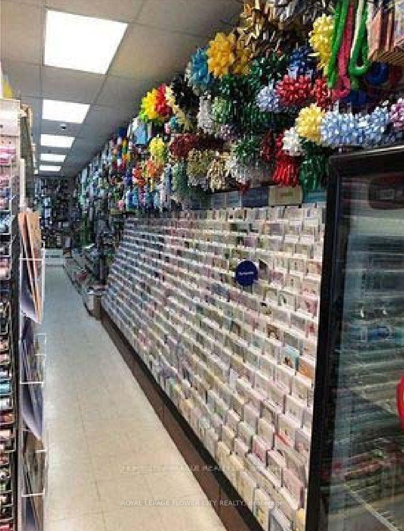 9600 Islington Avenue B5 & B6, Vaughan, ON L4H 2T1, Vaughan — photo 1