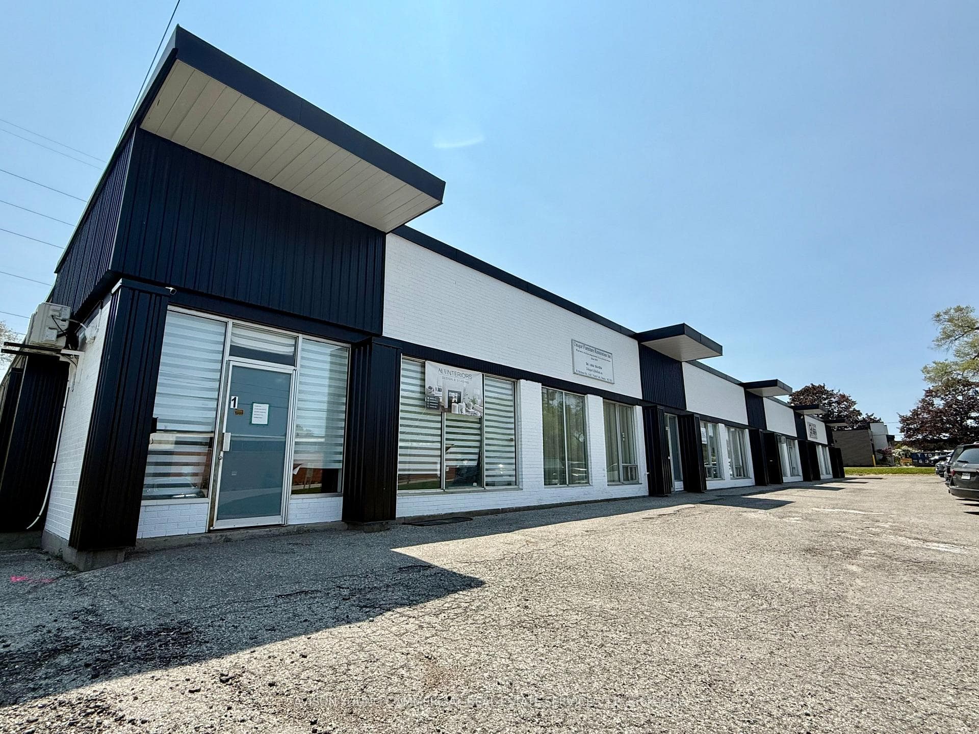 81 Brisbane Road 8, Toronto, ON M3J 2K3, Toronto W05 — photo 1