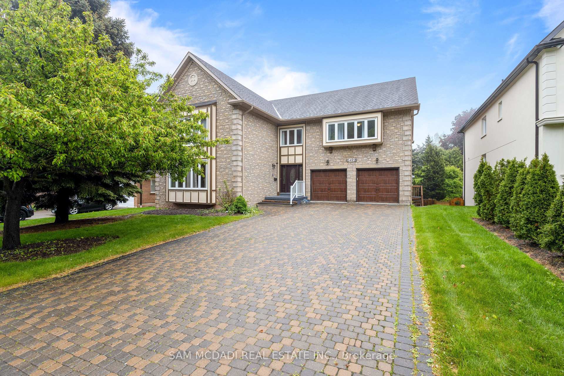 2492 Erin Centre Boulevard, Mississauga, ON L5M 5B2, Mississauga — photo 1