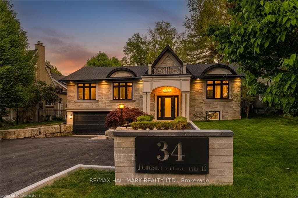 34 Jerseyville Road E, Hamilton, ON L9G 1K1