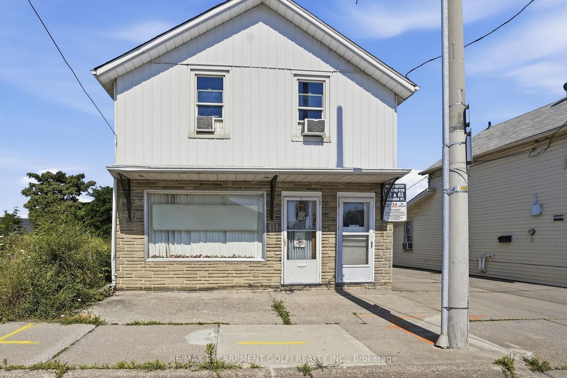 61 Niagara Street, St. Catharines, ON L2R 4L1, St. Catharines — photo 1