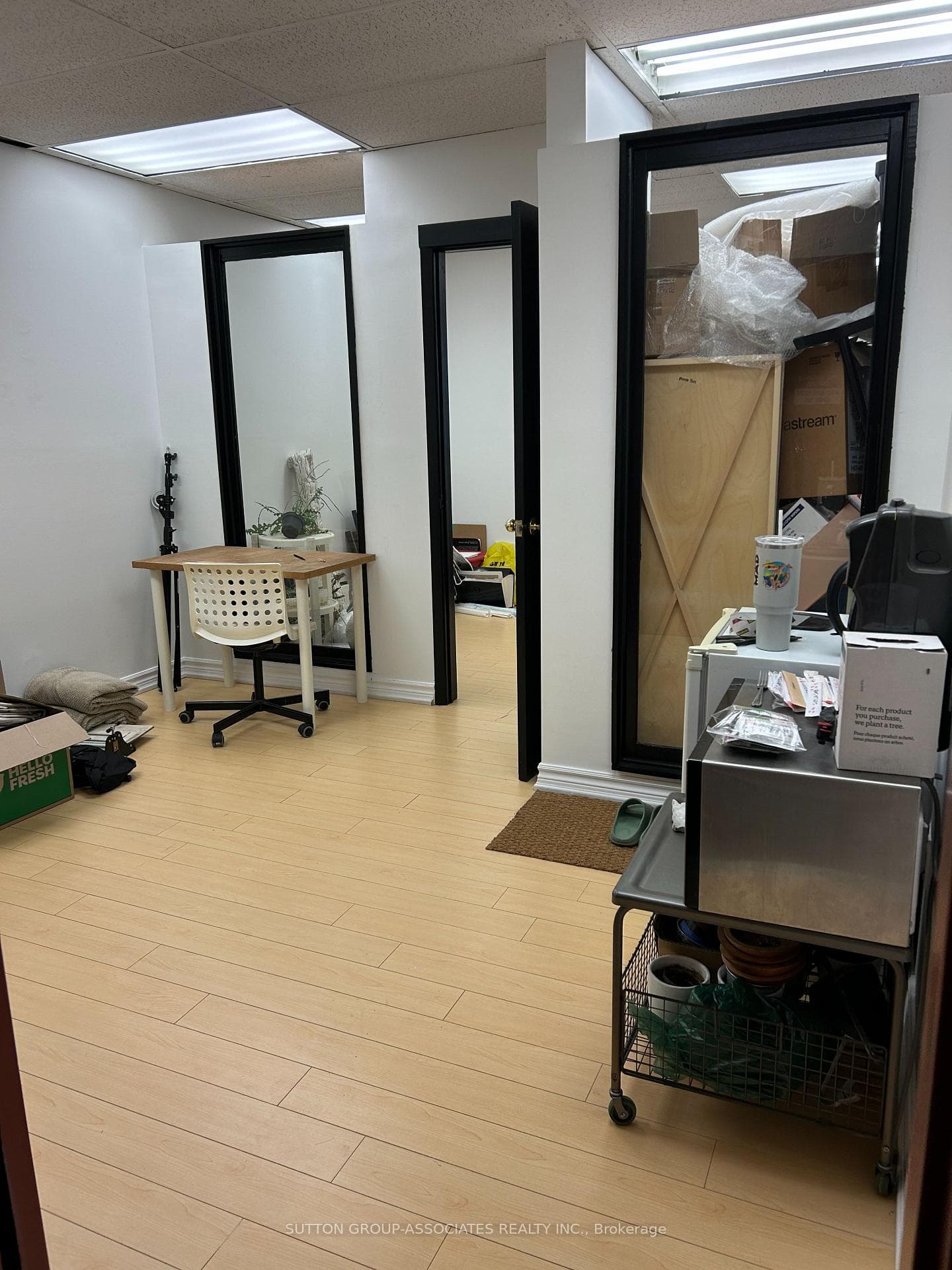 1287 St Clair Avenue W 8, Toronto, ON M6E 1B8, Toronto W03 — photo 1