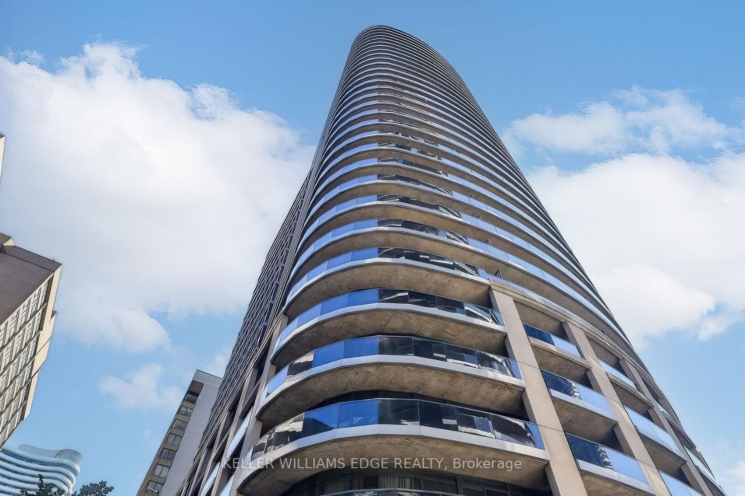 25 Carlton Street 2308, Toronto, ON M5B 1L4, Toronto C08 — photo 1