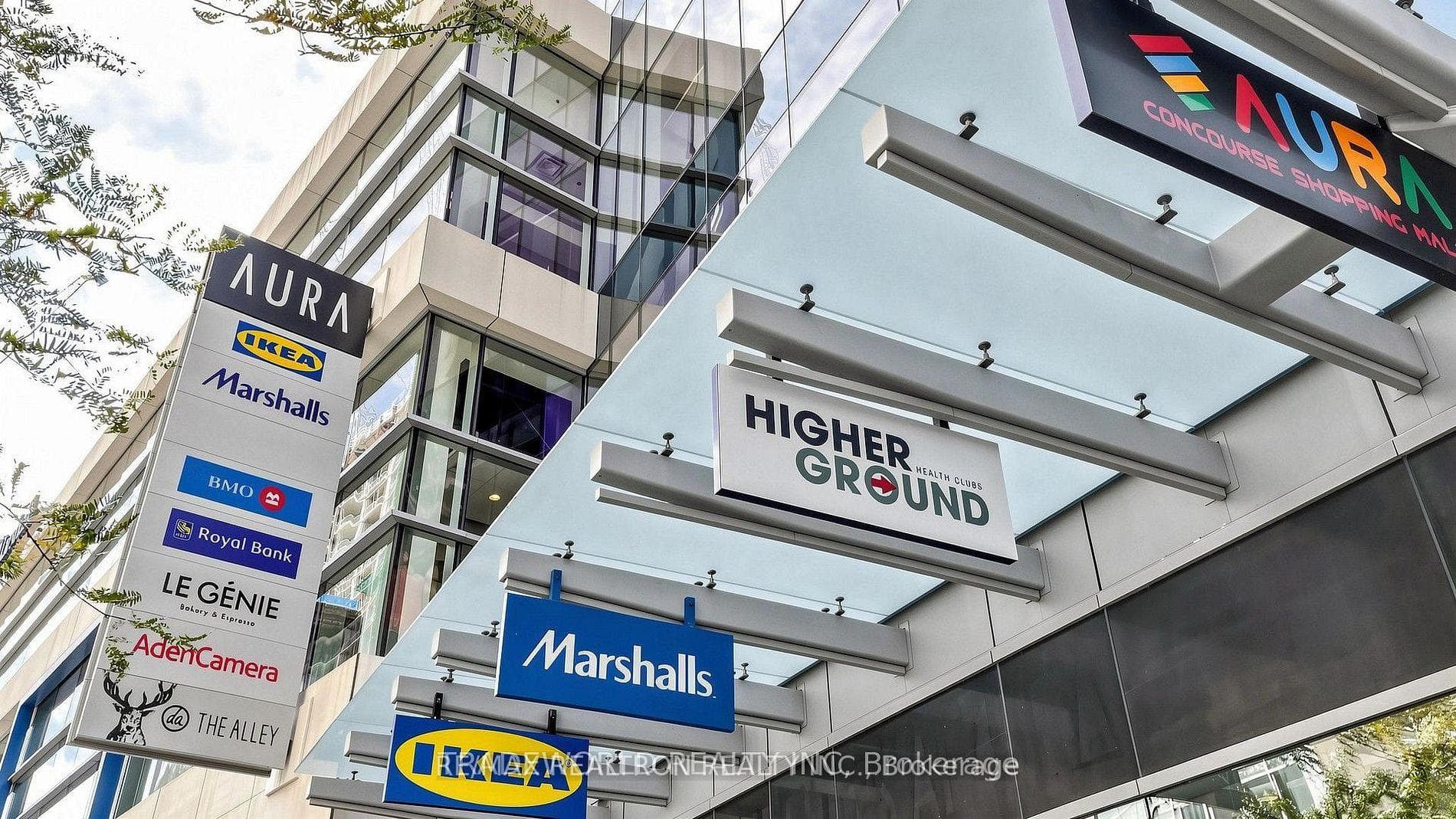 384 Yonge Street 93, Toronto, ON M5B 1S8, Toronto C01 — photo 1