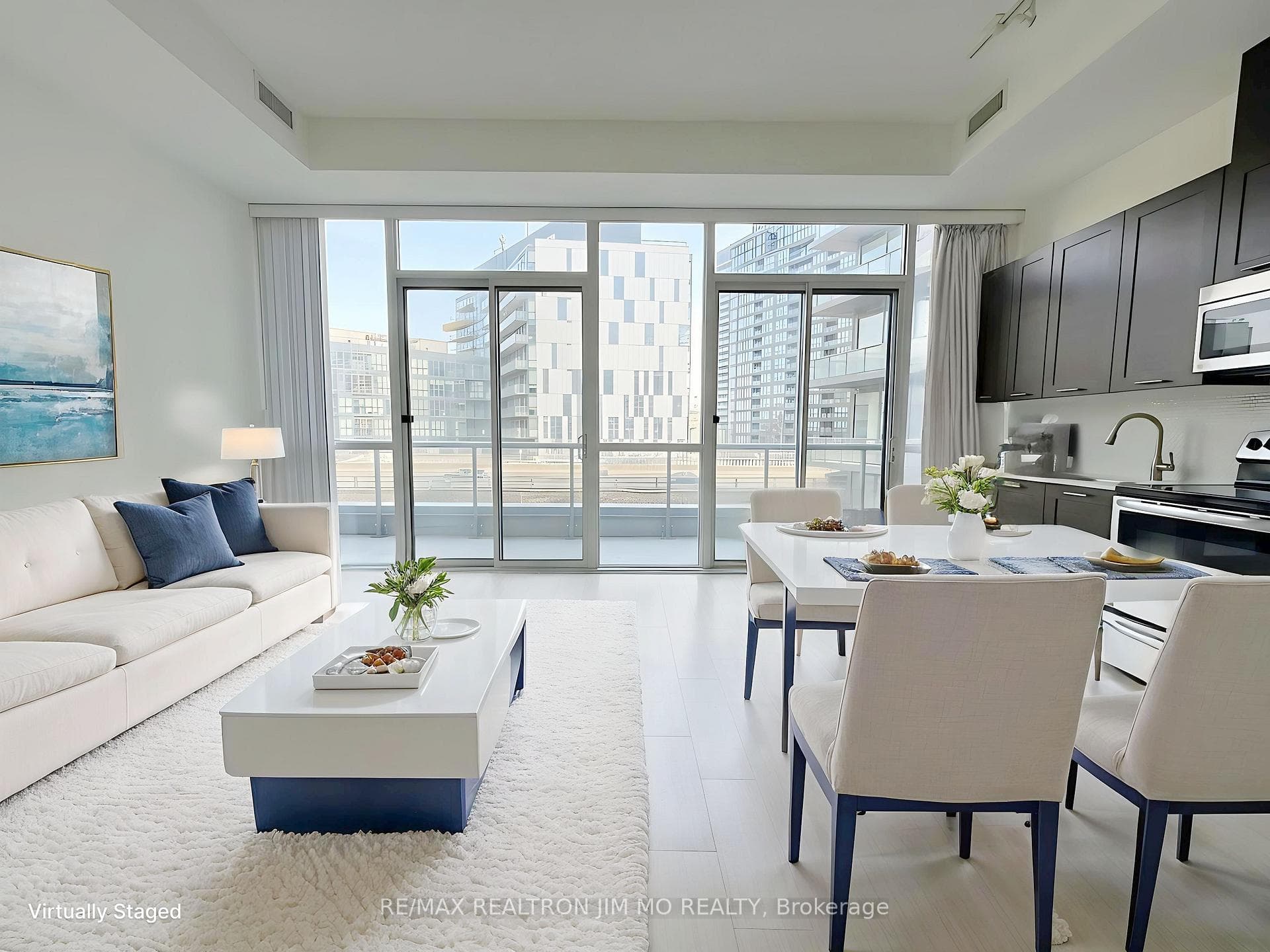 20 Bruyeres Mews 727, Toronto, ON M5V 0G8, Toronto C01 — photo 1