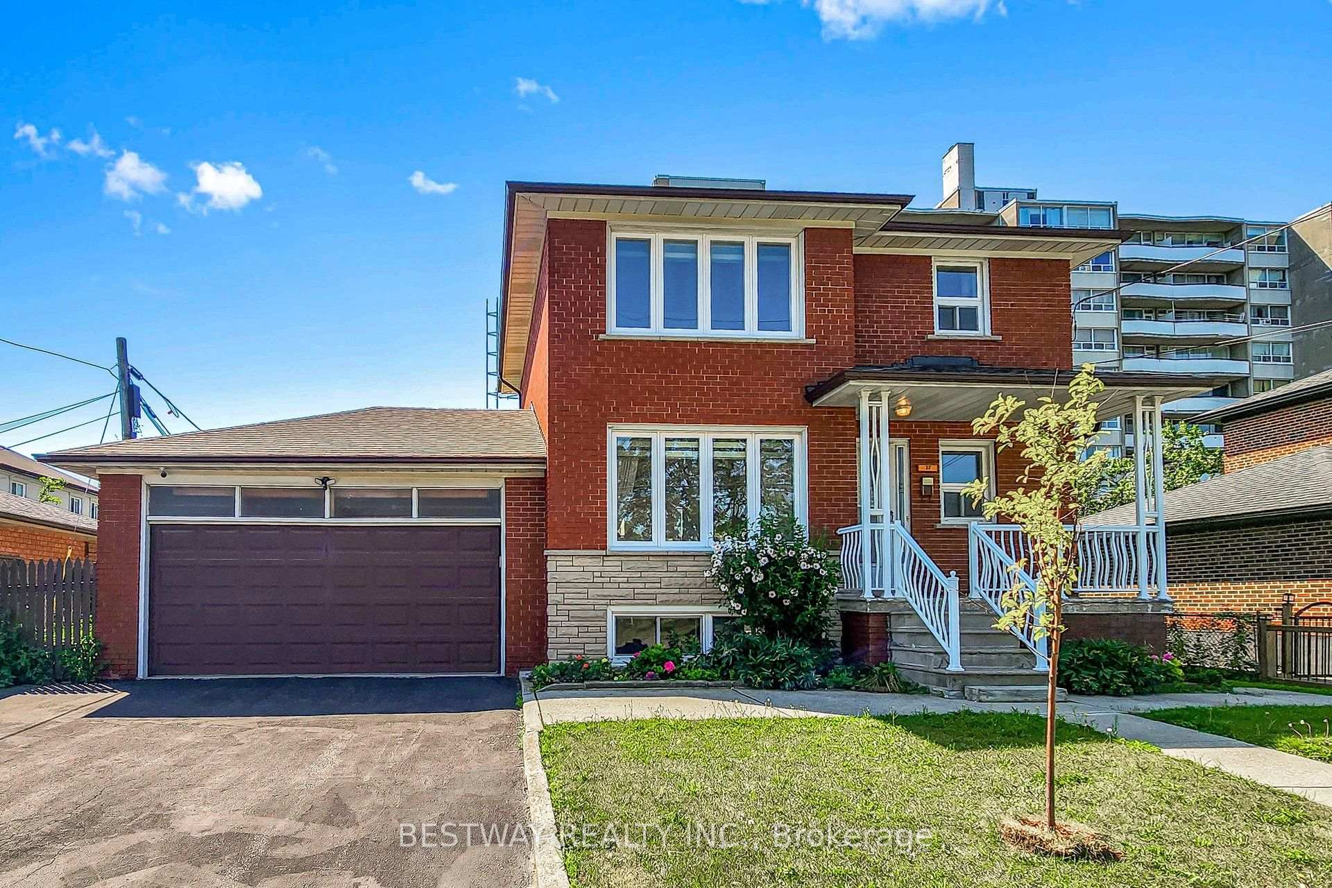 37 Victory Drive, Toronto, ON M3M 2J5, Toronto W05 — photo 1